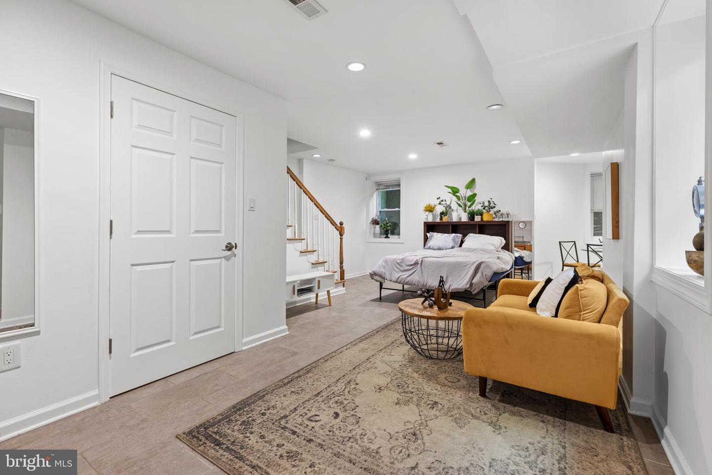 251 8TH ST NE, WASHINGTON, District Of Columbia 20002, 6 Bedrooms Bedrooms, ,6 BathroomsBathrooms,Residential,For sale,251 8TH ST NE,DCDC2202406 MLS # DCDC2202406