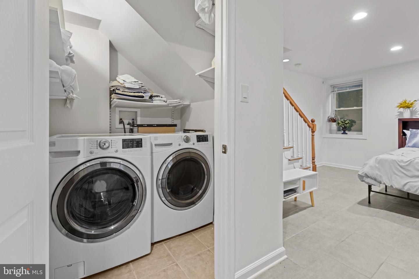 251 8TH ST NE, WASHINGTON, District Of Columbia 20002, 6 Bedrooms Bedrooms, ,6 BathroomsBathrooms,Residential,For sale,251 8TH ST NE,DCDC2202406 MLS # DCDC2202406