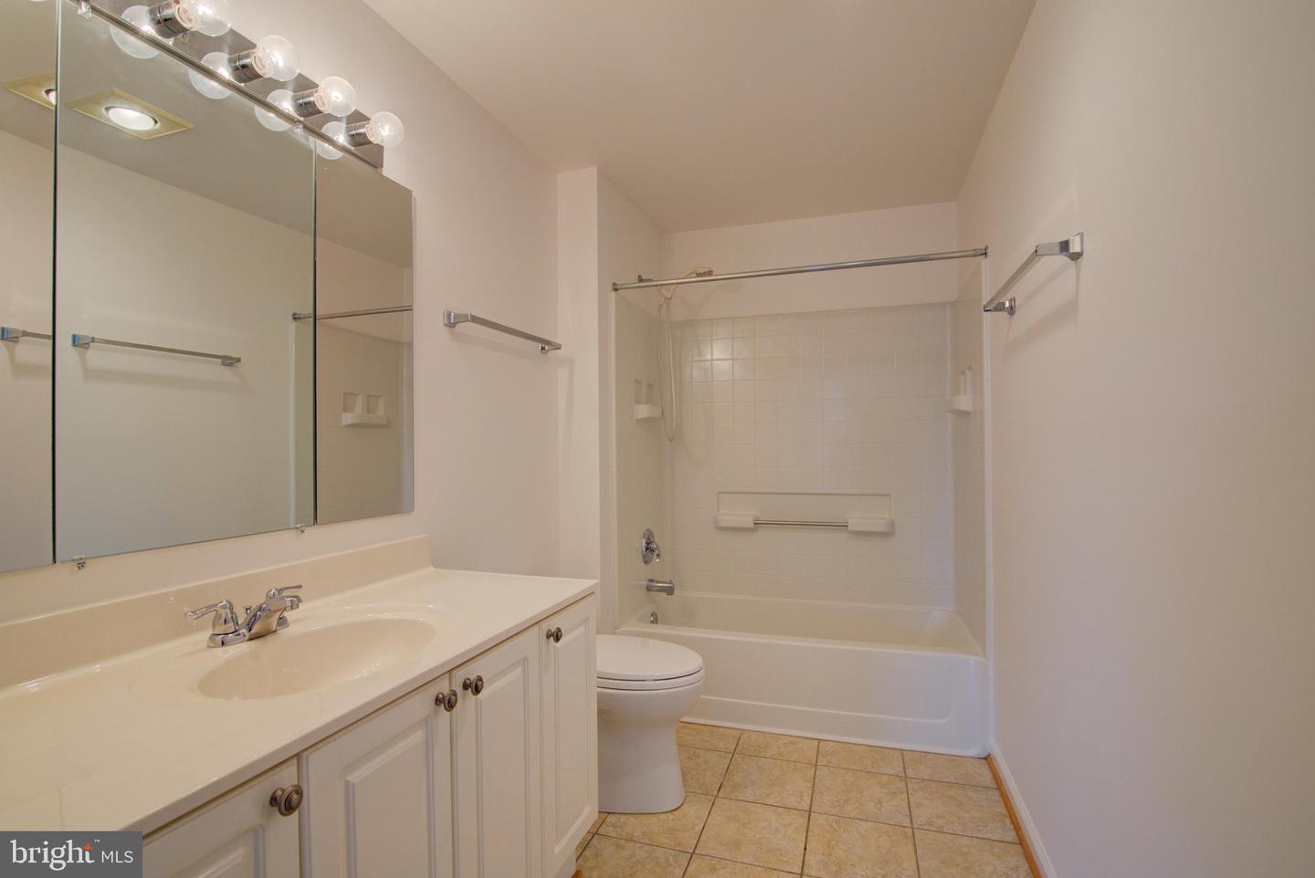 19365 CYPRESS RIDGE TER #401, LEESBURG, Virginia 20176, 3 Bedrooms Bedrooms, ,2 BathroomsBathrooms,Residential,For sale,19365 CYPRESS RIDGE TER #401,VALO2097790 MLS # VALO2097790