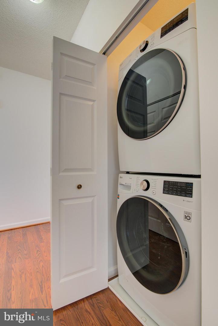 19365 CYPRESS RIDGE TER #401, LEESBURG, Virginia 20176, 3 Bedrooms Bedrooms, ,2 BathroomsBathrooms,Residential,For sale,19365 CYPRESS RIDGE TER #401,VALO2097790 MLS # VALO2097790