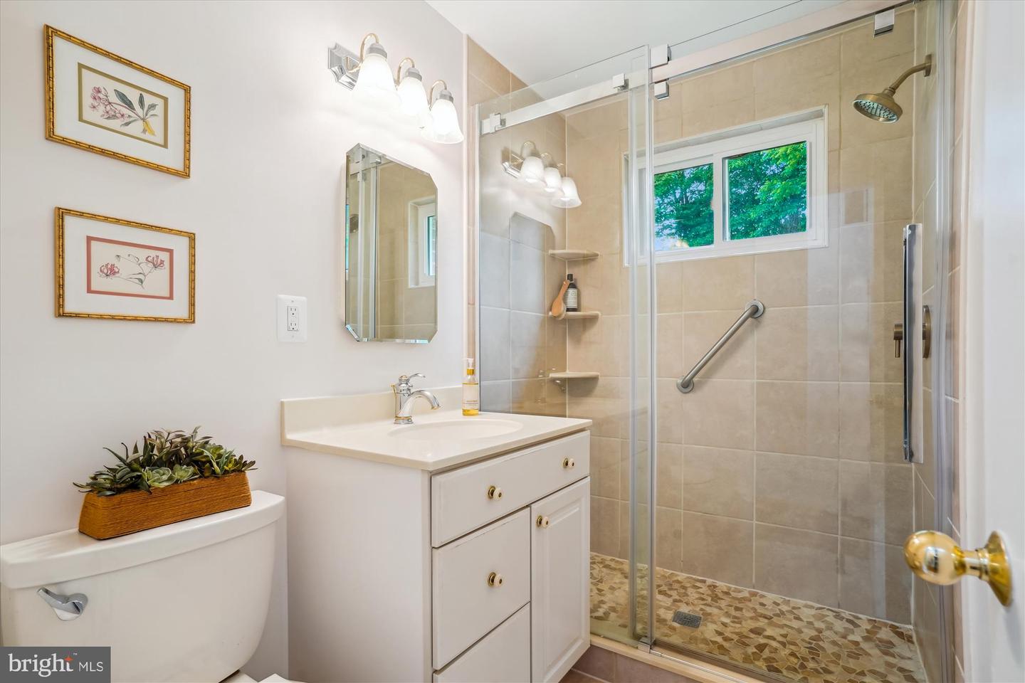 5420 EASTBOURNE DR, SPRINGFIELD, Virginia 22151, 5 Bedrooms Bedrooms, ,2 BathroomsBathrooms,Residential,For sale,5420 EASTBOURNE DR,VAFX2243196 MLS # VAFX2243196