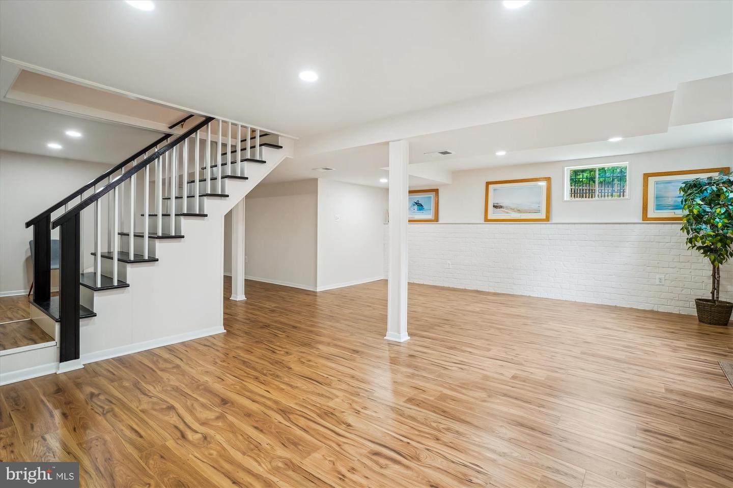 5420 EASTBOURNE DR, SPRINGFIELD, Virginia 22151, 5 Bedrooms Bedrooms, ,2 BathroomsBathrooms,Residential,For sale,5420 EASTBOURNE DR,VAFX2243196 MLS # VAFX2243196