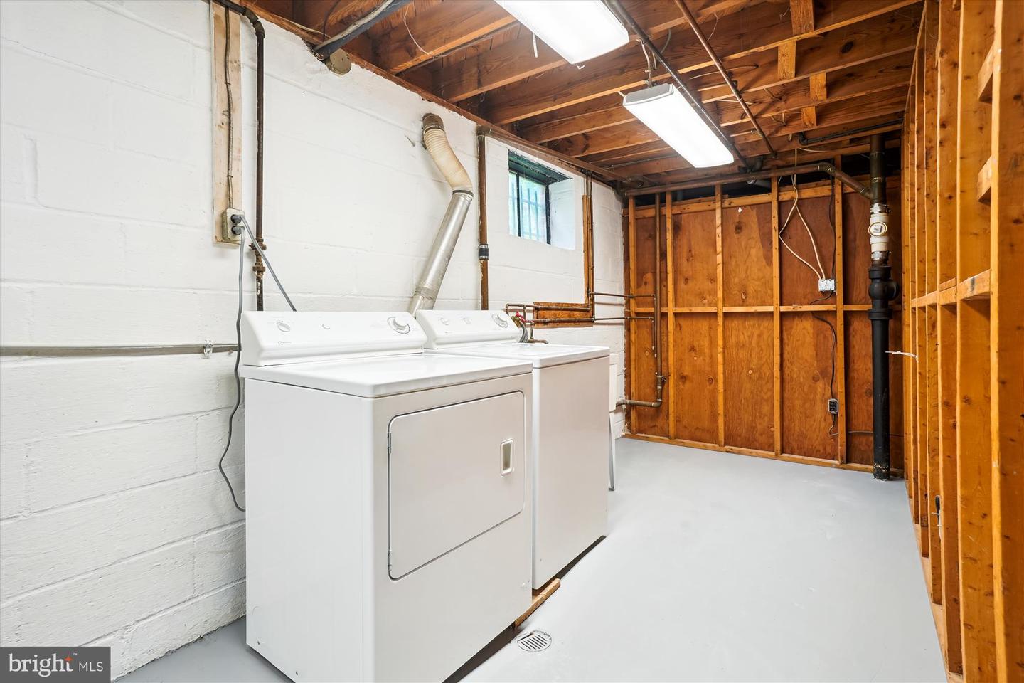 5420 EASTBOURNE DR, SPRINGFIELD, Virginia 22151, 5 Bedrooms Bedrooms, ,2 BathroomsBathrooms,Residential,For sale,5420 EASTBOURNE DR,VAFX2243196 MLS # VAFX2243196
