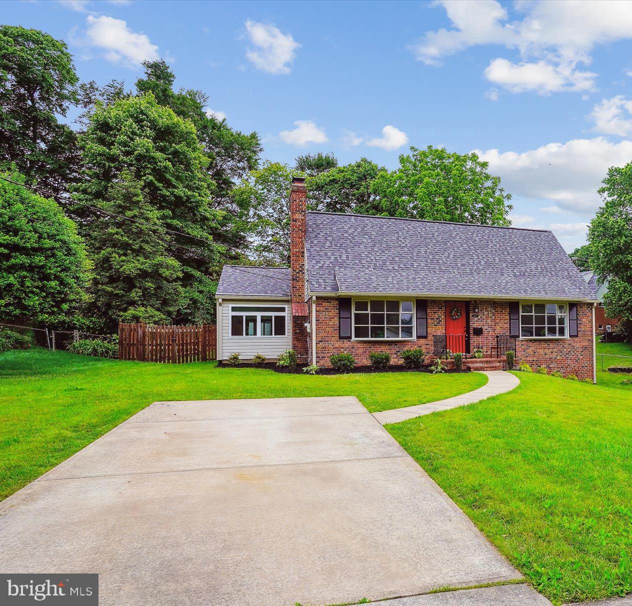 5420 EASTBOURNE DR, SPRINGFIELD, Virginia 22151, 5 Bedrooms Bedrooms, ,2 BathroomsBathrooms,Residential,For sale,5420 EASTBOURNE DR,VAFX2243196 MLS # VAFX2243196