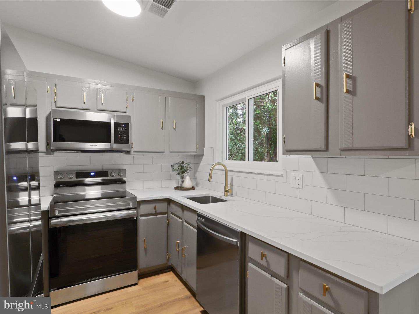 1544 HIDDENBROOK DR, HERNDON, Virginia 20170, 3 Bedrooms Bedrooms, ,2 BathroomsBathrooms,Residential,For sale,1544 HIDDENBROOK DR,VAFX2243372 MLS # VAFX2243372