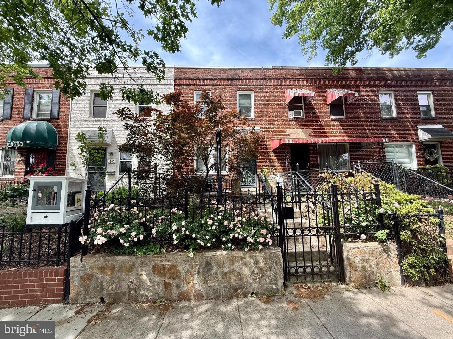 3344 CLAY PL NE, WASHINGTON, District Of Columbia 20019, 2 Bedrooms Bedrooms, ,1 BathroomBathrooms,Residential,For sale,3344 CLAY PL NE,DCDC2202648 MLS # DCDC2202648