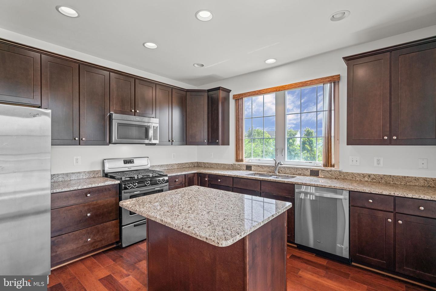 44099 PEIROSA TER, CHANTILLY, Virginia 20152, 4 Bedrooms Bedrooms, ,2 BathroomsBathrooms,Residential,For sale,44099 PEIROSA TER,VALO2098038 MLS # VALO2098038