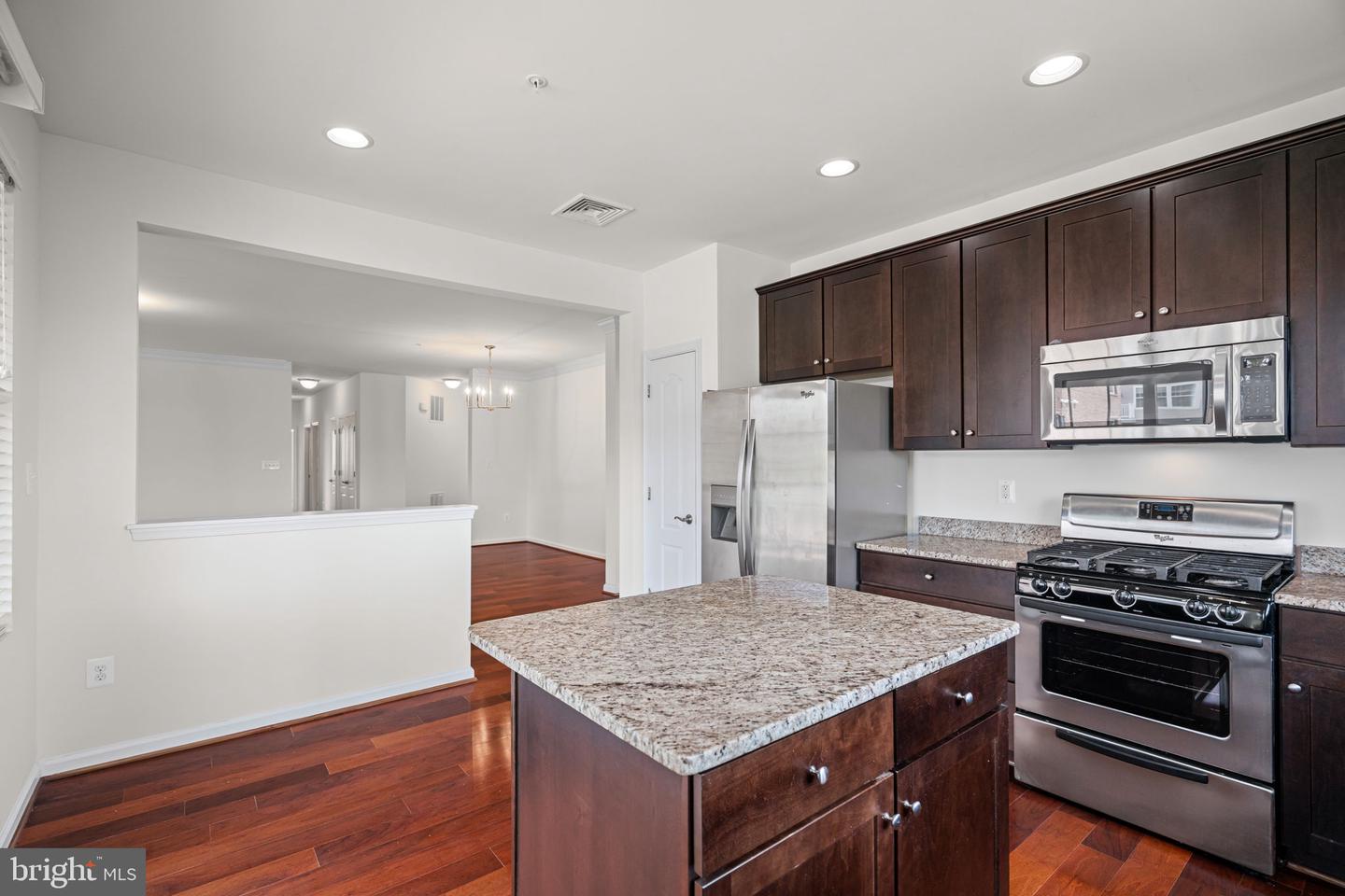 44099 PEIROSA TER, CHANTILLY, Virginia 20152, 4 Bedrooms Bedrooms, ,2 BathroomsBathrooms,Residential,For sale,44099 PEIROSA TER,VALO2098038 MLS # VALO2098038