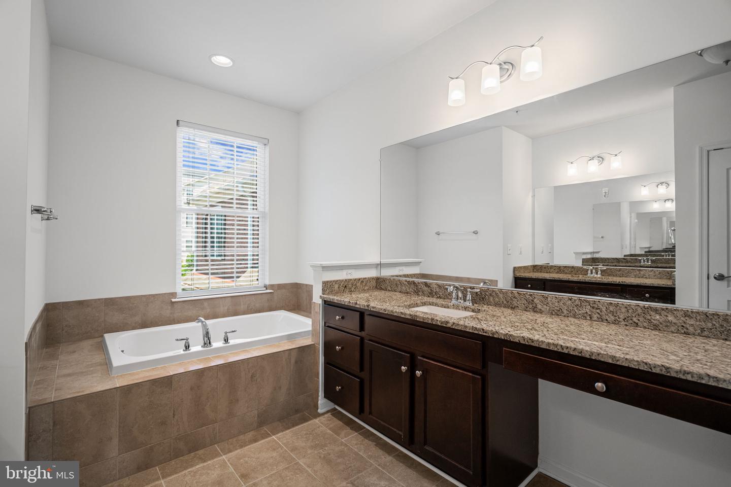 44099 PEIROSA TER, CHANTILLY, Virginia 20152, 4 Bedrooms Bedrooms, ,2 BathroomsBathrooms,Residential,For sale,44099 PEIROSA TER,VALO2098038 MLS # VALO2098038