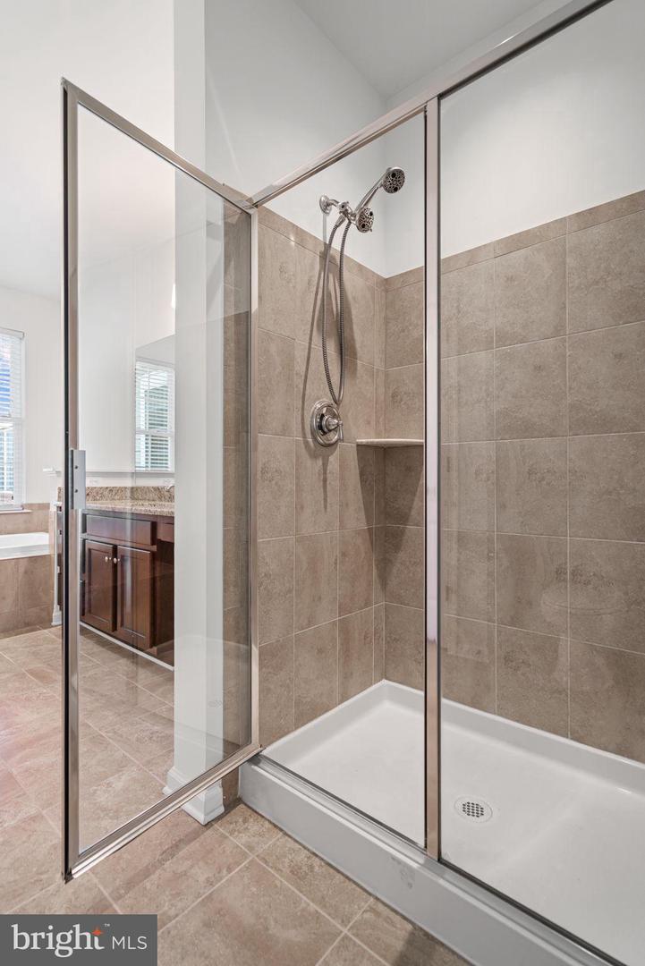 44099 PEIROSA TER, CHANTILLY, Virginia 20152, 4 Bedrooms Bedrooms, ,2 BathroomsBathrooms,Residential,For sale,44099 PEIROSA TER,VALO2098038 MLS # VALO2098038