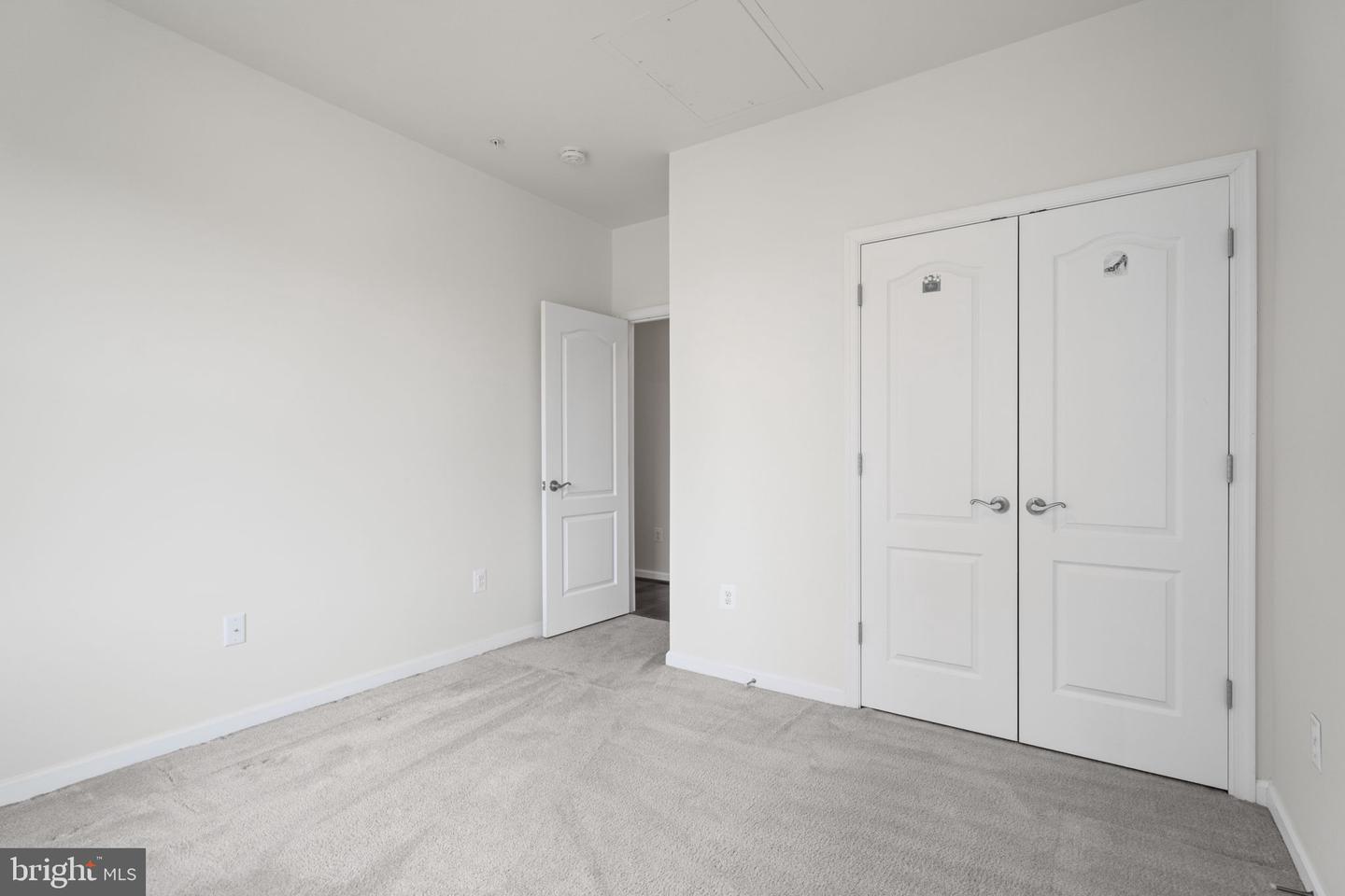 44099 PEIROSA TER, CHANTILLY, Virginia 20152, 4 Bedrooms Bedrooms, ,2 BathroomsBathrooms,Residential,For sale,44099 PEIROSA TER,VALO2098038 MLS # VALO2098038