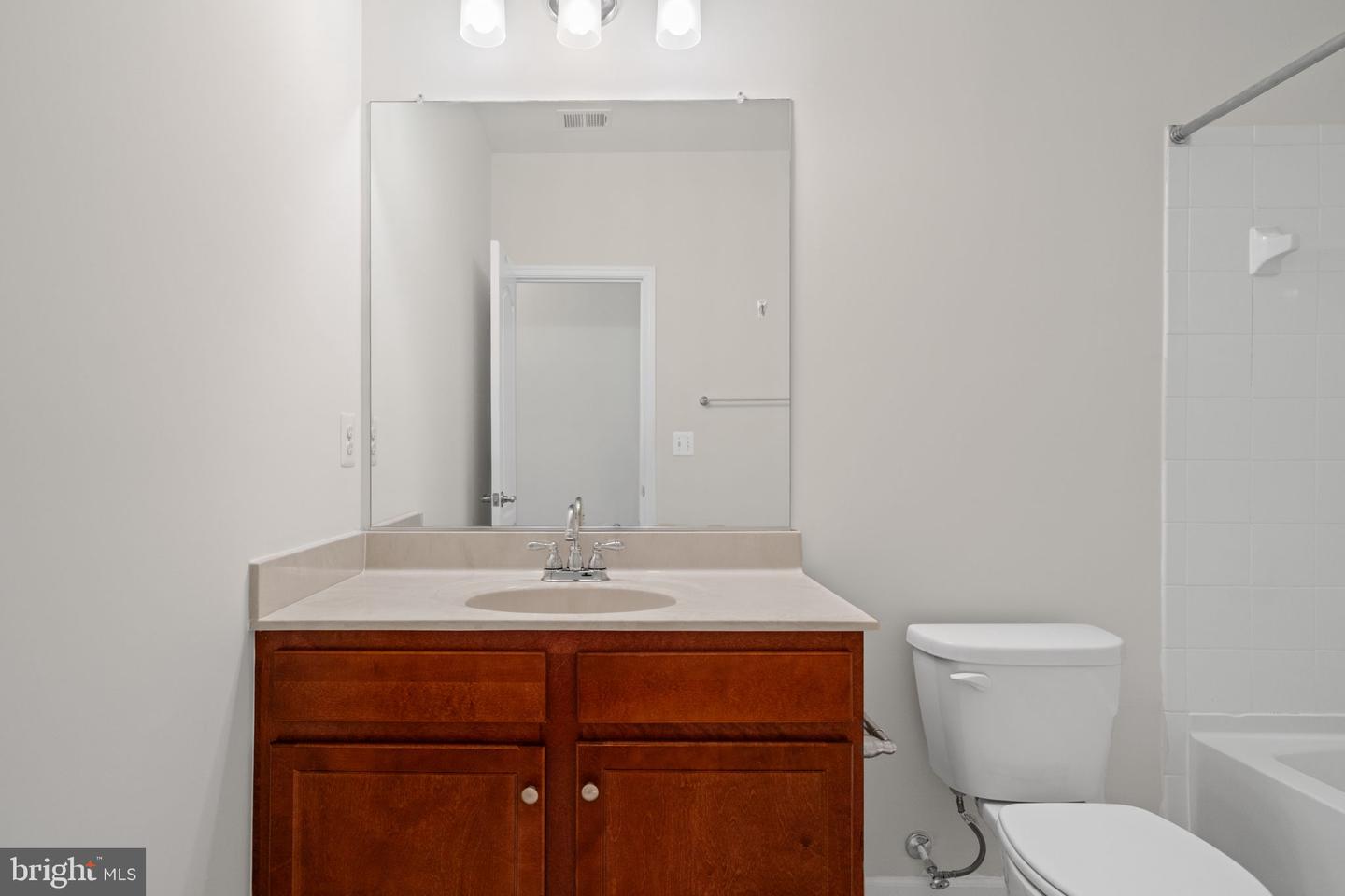 44099 PEIROSA TER, CHANTILLY, Virginia 20152, 4 Bedrooms Bedrooms, ,2 BathroomsBathrooms,Residential,For sale,44099 PEIROSA TER,VALO2098038 MLS # VALO2098038