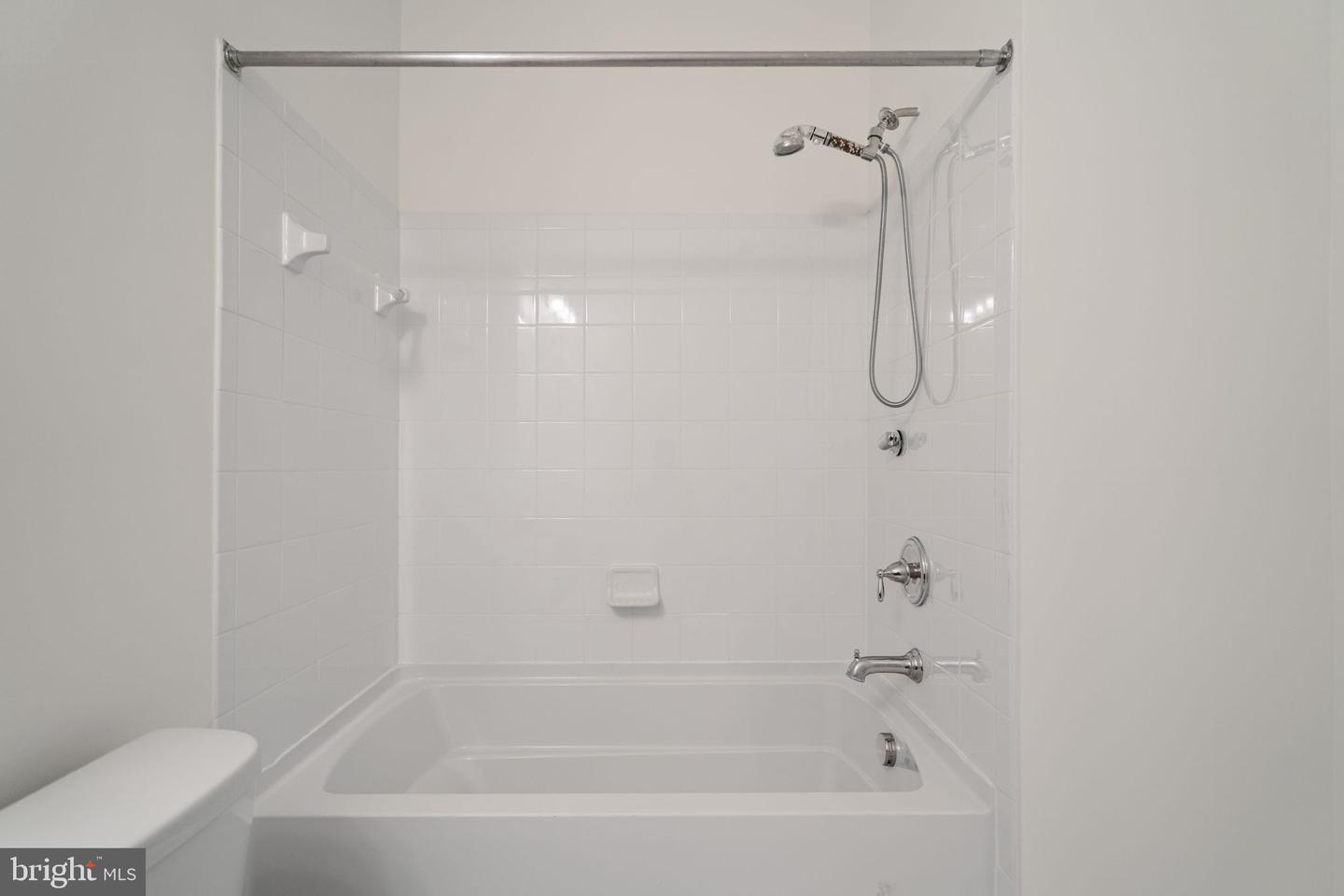 44099 PEIROSA TER, CHANTILLY, Virginia 20152, 4 Bedrooms Bedrooms, ,2 BathroomsBathrooms,Residential,For sale,44099 PEIROSA TER,VALO2098038 MLS # VALO2098038