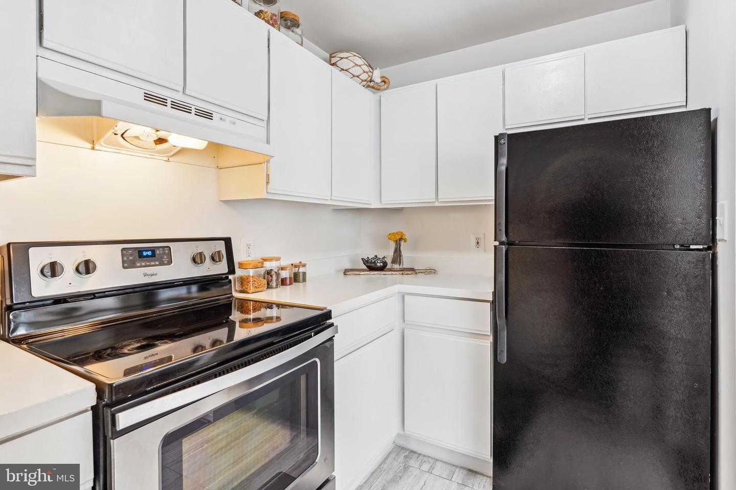 2630 ADAMS MILL RD NW #302, WASHINGTON, District Of Columbia 20009, 1 Bedroom Bedrooms, ,1 BathroomBathrooms,Residential,For sale,2630 ADAMS MILL RD NW #302,DCDC2202592 MLS # DCDC2202592