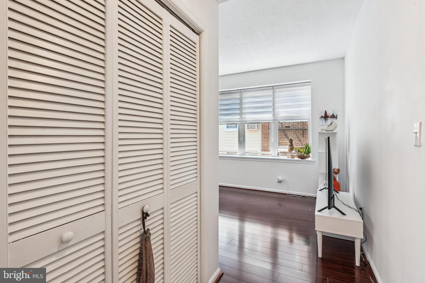 2630 ADAMS MILL RD NW #302, WASHINGTON, District Of Columbia 20009, 1 Bedroom Bedrooms, ,1 BathroomBathrooms,Residential,For sale,2630 ADAMS MILL RD NW #302,DCDC2202592 MLS # DCDC2202592
