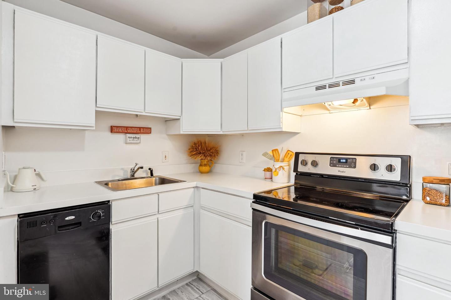 2630 ADAMS MILL RD NW #302, WASHINGTON, District Of Columbia 20009, 1 Bedroom Bedrooms, ,1 BathroomBathrooms,Residential,For sale,2630 ADAMS MILL RD NW #302,DCDC2202592 MLS # DCDC2202592