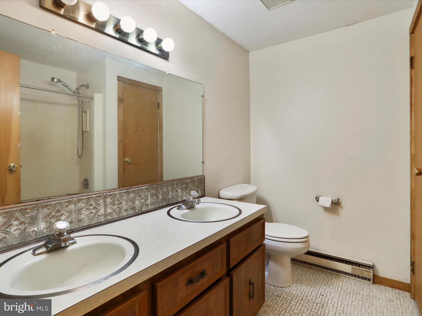 120 OMPS RD, CROSS JUNCTION, Virginia 22625, 3 Bedrooms Bedrooms, ,2 BathroomsBathrooms,Residential,For sale,120 OMPS RD,VAFV2034456 MLS # VAFV2034456