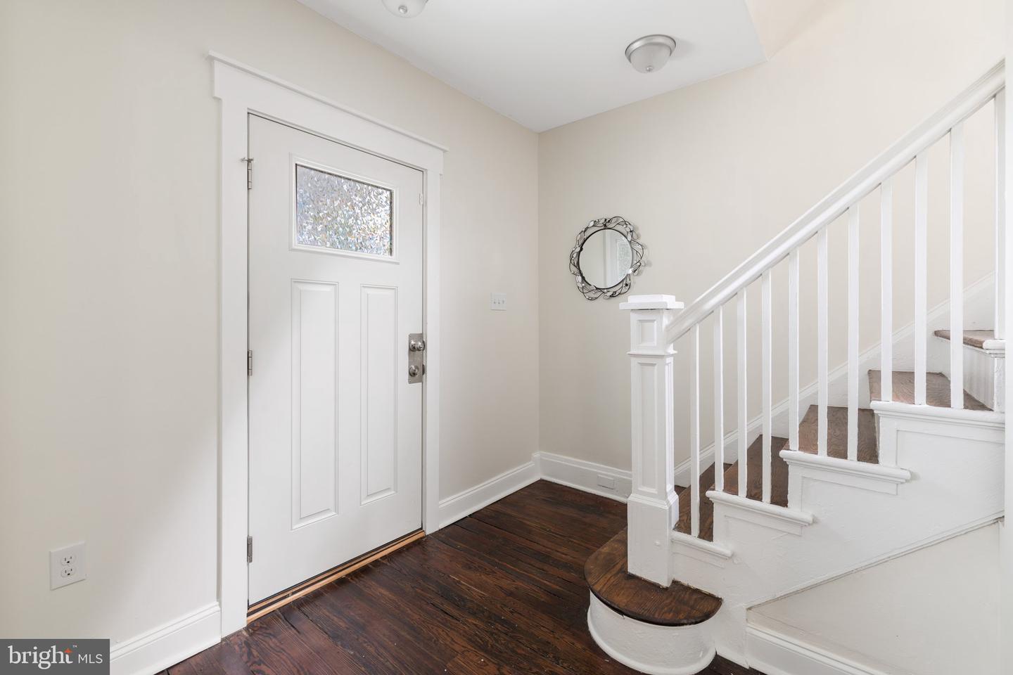 2514 4TH AVE, RICHMOND, Virginia 23222, 3 Bedrooms Bedrooms, 8 Rooms Rooms,1 BathroomBathrooms,Residential,For sale,2514 4TH AVE,VARC2000684 MLS # VARC2000684