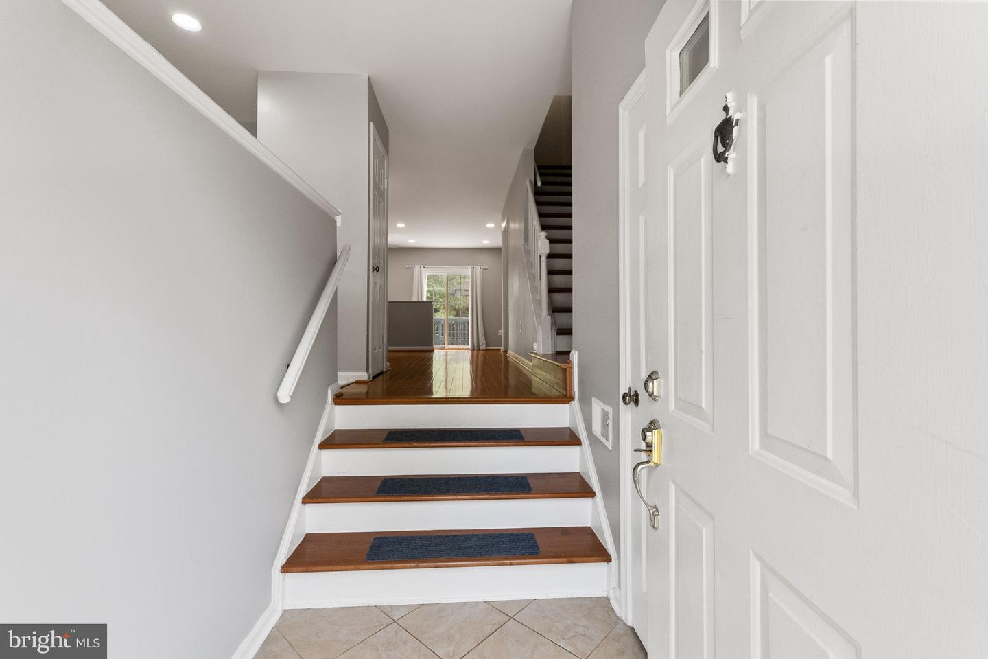 3945 TALLOW TREE PL, FAIRFAX, Virginia 22033, 4 Bedrooms Bedrooms, ,3 BathroomsBathrooms,Residential,For sale,3945 TALLOW TREE PL,VAFX2243742 MLS # VAFX2243742