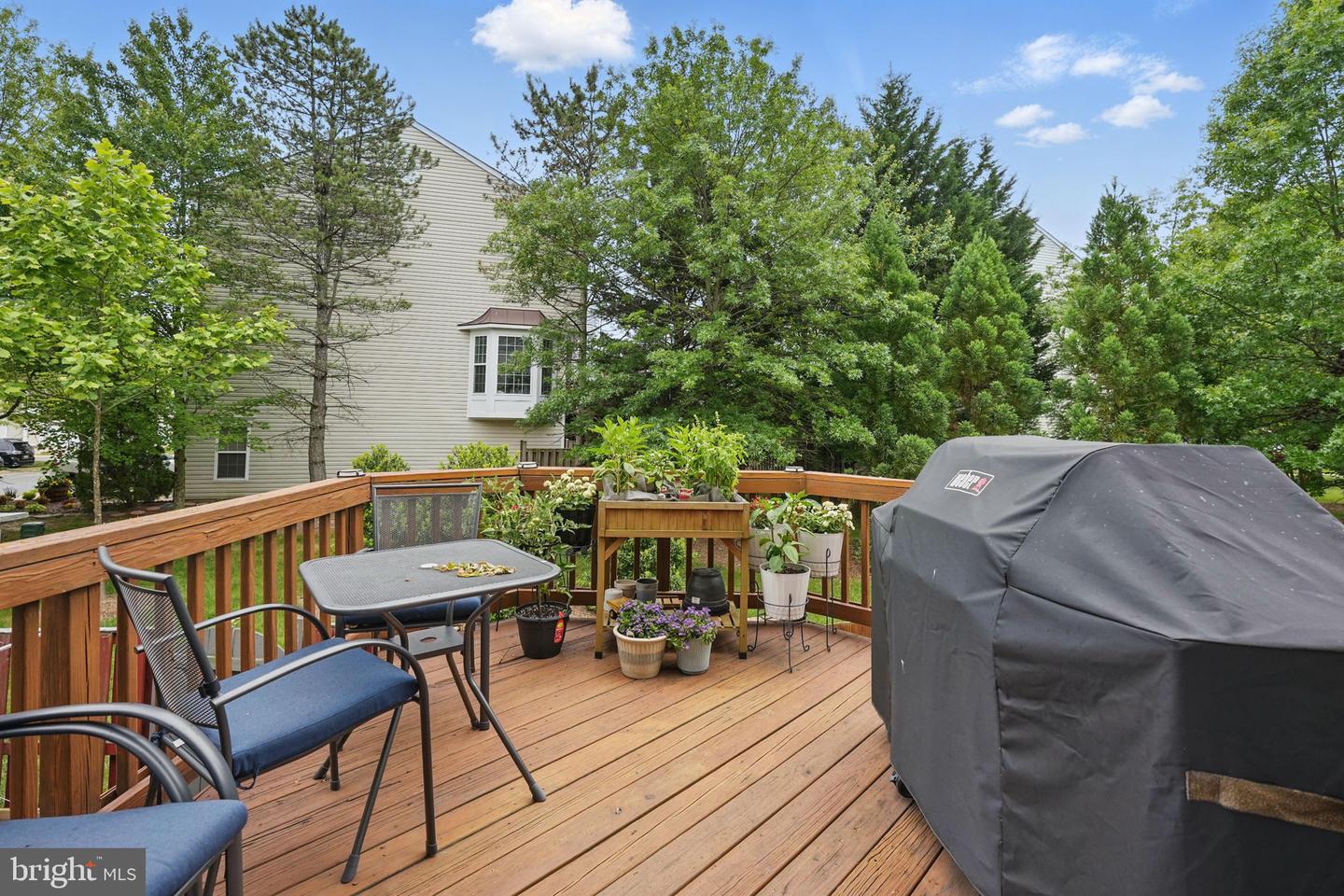 6383 MICHAEL ROBERT DR, SPRINGFIELD, Virginia 22150, 2 Bedrooms Bedrooms, ,2 BathroomsBathrooms,Residential,For sale,6383 MICHAEL ROBERT DR,VAFX2243852 MLS # VAFX2243852