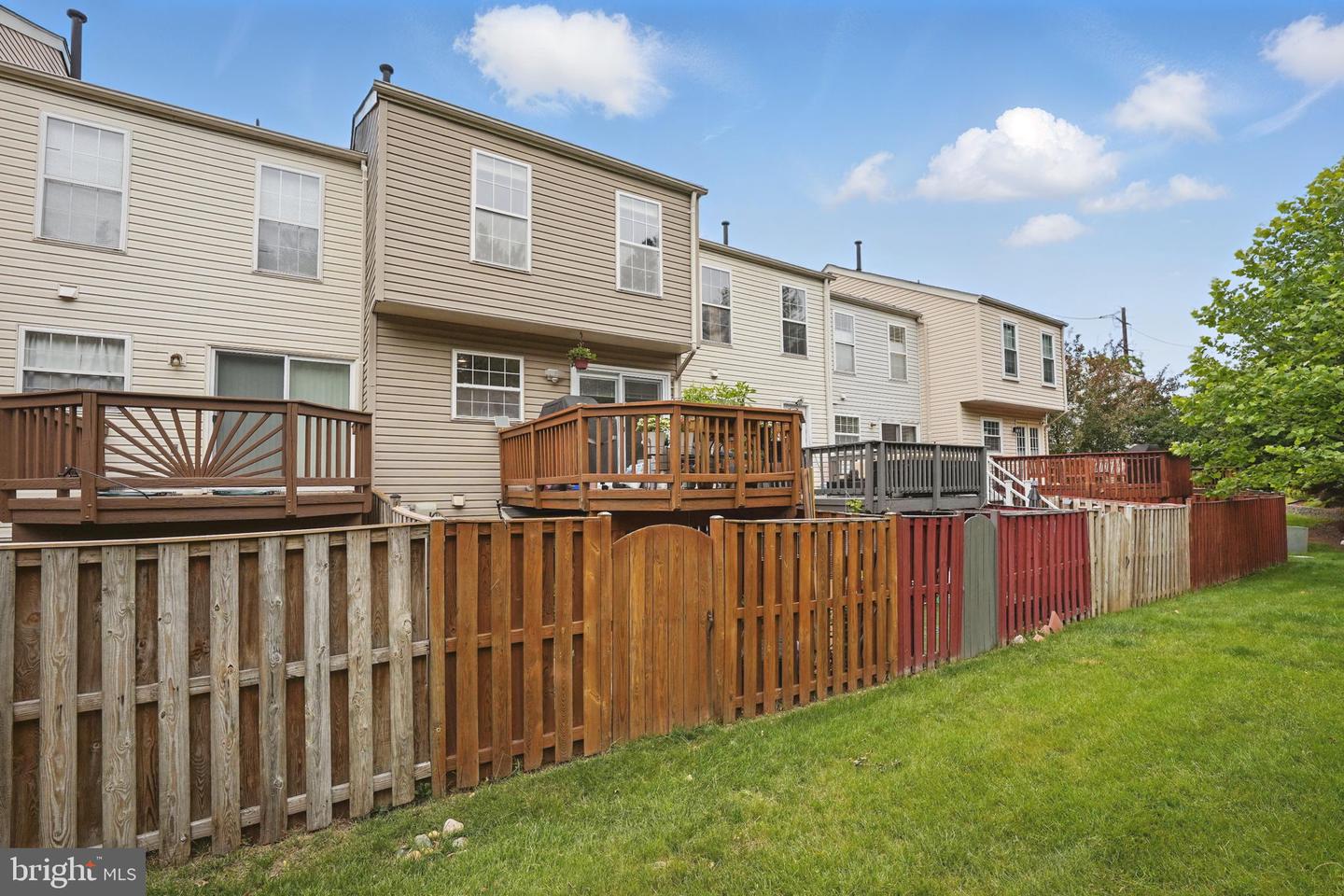 6383 MICHAEL ROBERT DR, SPRINGFIELD, Virginia 22150, 2 Bedrooms Bedrooms, ,2 BathroomsBathrooms,Residential,For sale,6383 MICHAEL ROBERT DR,VAFX2243852 MLS # VAFX2243852