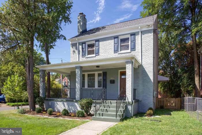 3600 28TH ST NE, WASHINGTON, District Of Columbia 20018, 4 Bedrooms Bedrooms, ,2 BathroomsBathrooms,Residential,For sale,3600 28TH ST NE,DCDC2202970 MLS # DCDC2202970