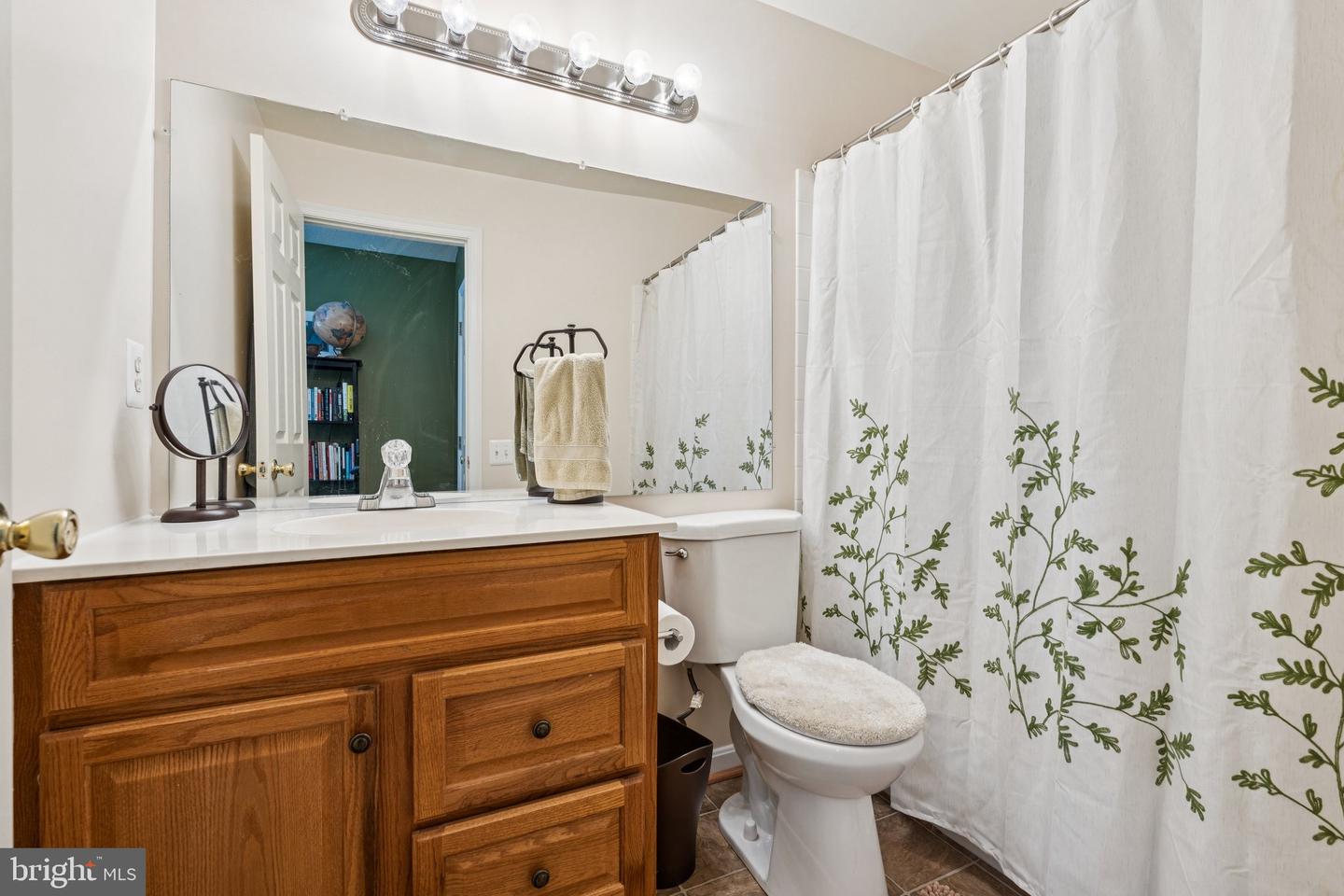 11193 RIENZI PL #203, MANASSAS, Virginia 20109, 2 Bedrooms Bedrooms, ,2 BathroomsBathrooms,Residential,For sale,11193 RIENZI PL #203,VAPW2095776 MLS # VAPW2095776