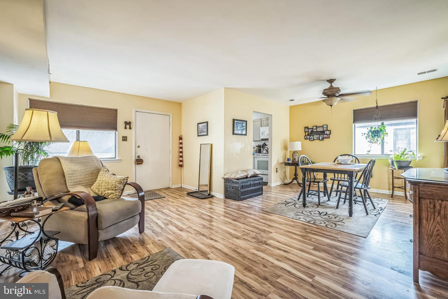 4115 MEADOWLAND CT #CT 8, CHANTILLY, Virginia 20151, 2 Bedrooms Bedrooms, ,1 BathroomBathrooms,Residential,For sale,4115 MEADOWLAND CT #CT 8,VAFX2243876 MLS # VAFX2243876