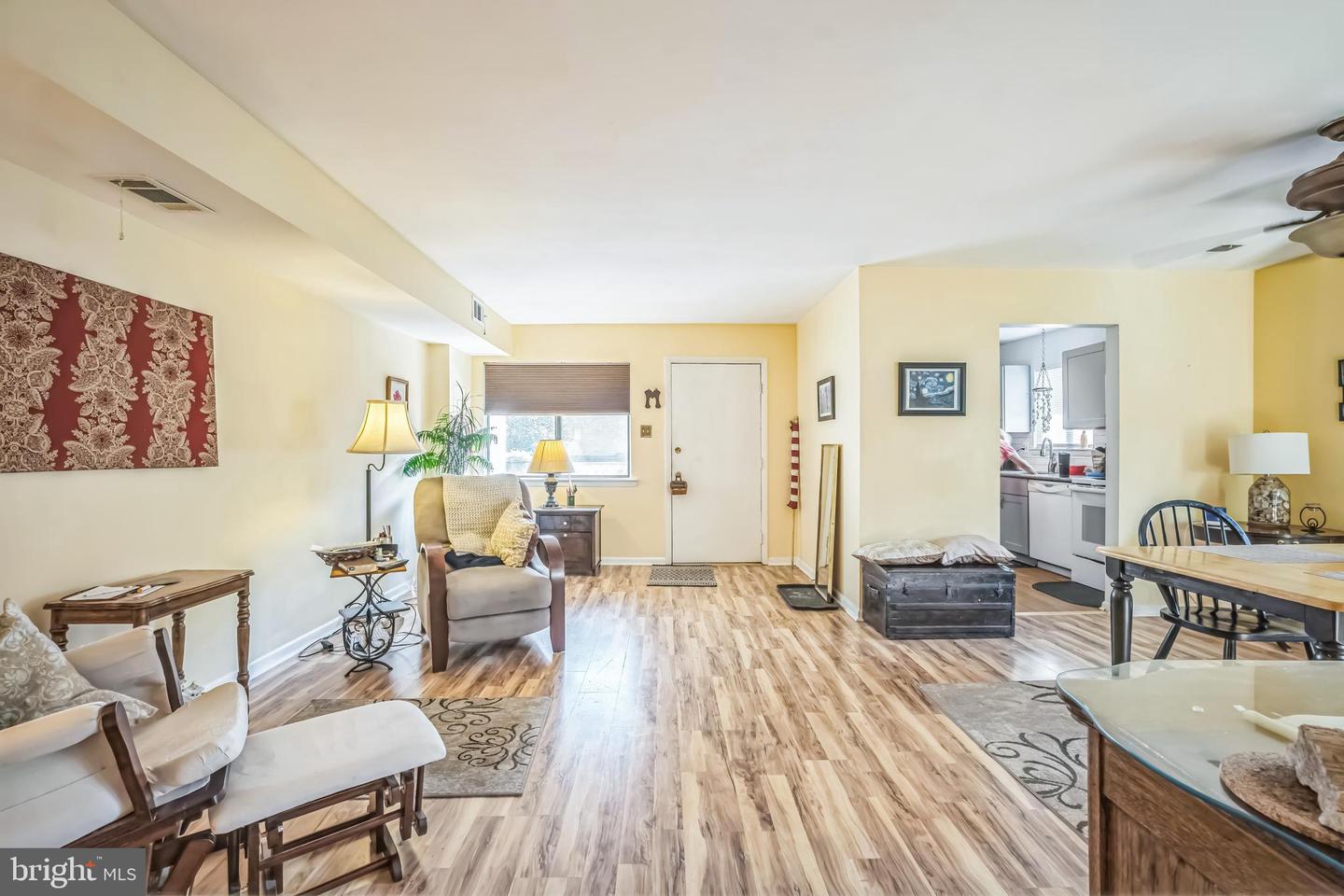 4115 MEADOWLAND CT #CT 8, CHANTILLY, Virginia 20151, 2 Bedrooms Bedrooms, ,1 BathroomBathrooms,Residential,For sale,4115 MEADOWLAND CT #CT 8,VAFX2243876 MLS # VAFX2243876