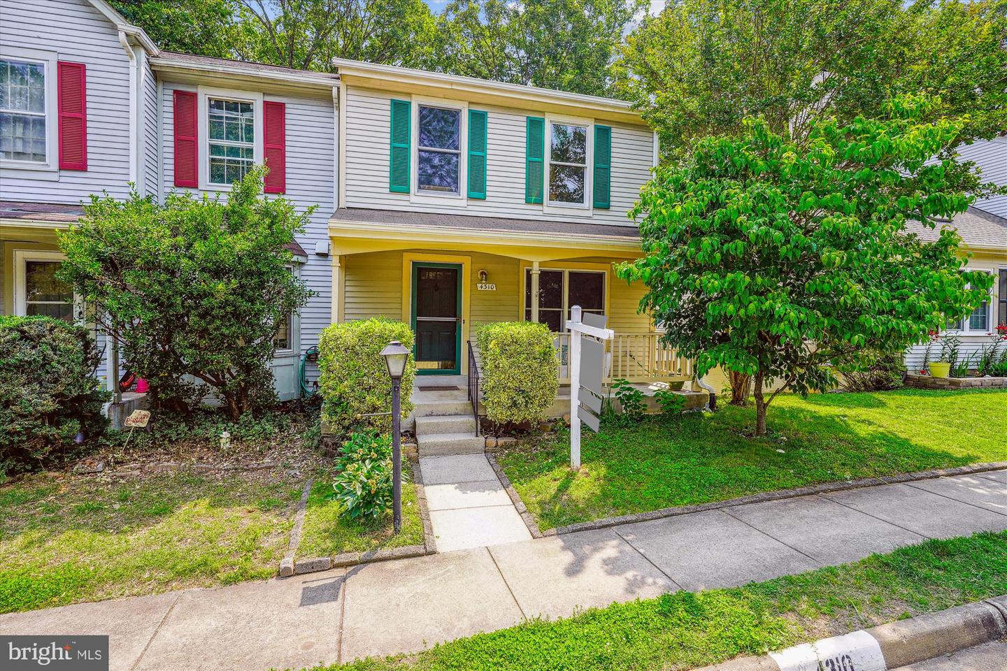 4310 JONATHAN CT, DUMFRIES, Virginia 22025, 3 Bedrooms Bedrooms, ,3 BathroomsBathrooms,Residential,For sale,4310 JONATHAN CT,VAPW2095782 MLS # VAPW2095782