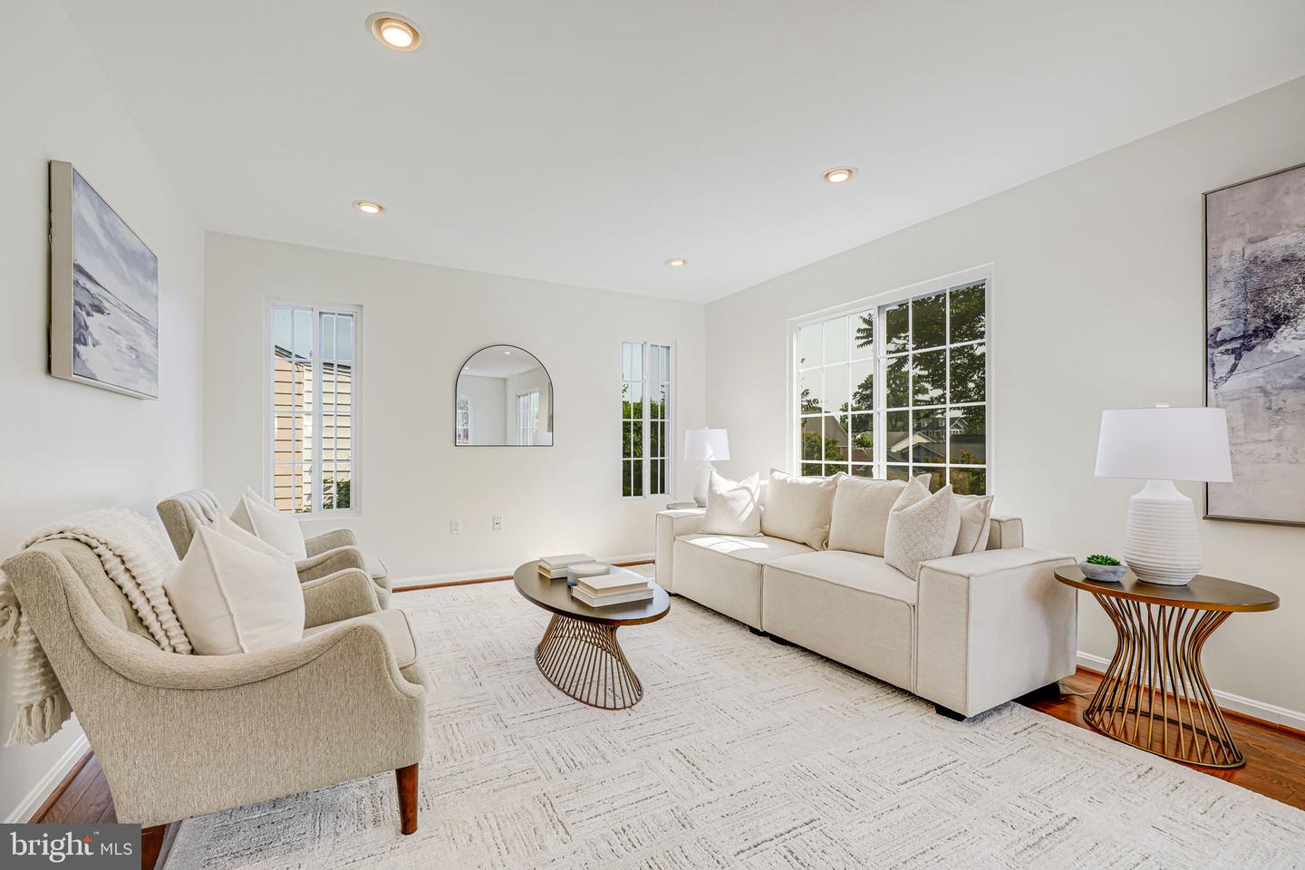1812 N CULPEPER ST, ARLINGTON, Virginia 22207, 5 Bedrooms Bedrooms, ,3 BathroomsBathrooms,Residential,For sale,1812 N CULPEPER ST,VAAR2058352 MLS # VAAR2058352