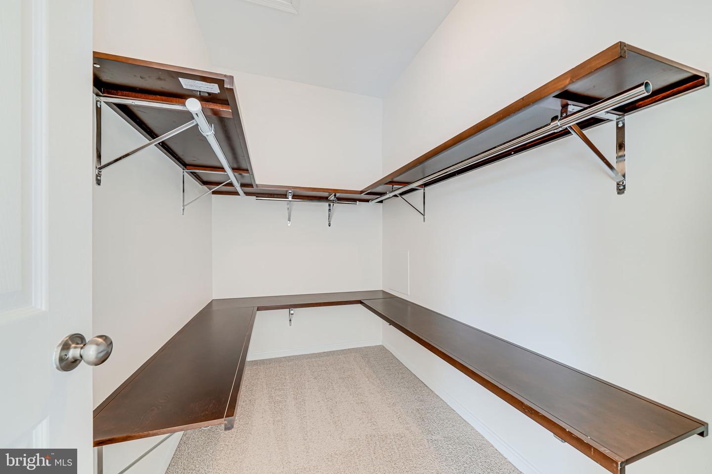 1812 N CULPEPER ST, ARLINGTON, Virginia 22207, 5 Bedrooms Bedrooms, ,3 BathroomsBathrooms,Residential,For sale,1812 N CULPEPER ST,VAAR2058352 MLS # VAAR2058352