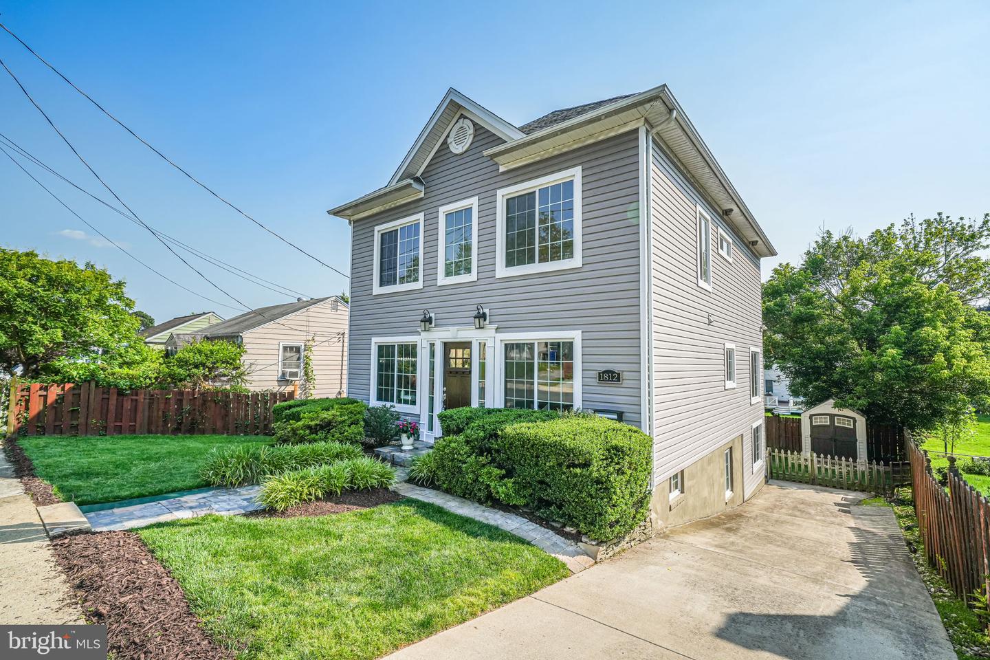 1812 N CULPEPER ST, ARLINGTON, Virginia 22207, 5 Bedrooms Bedrooms, ,3 BathroomsBathrooms,Residential,For sale,1812 N CULPEPER ST,VAAR2058352 MLS # VAAR2058352