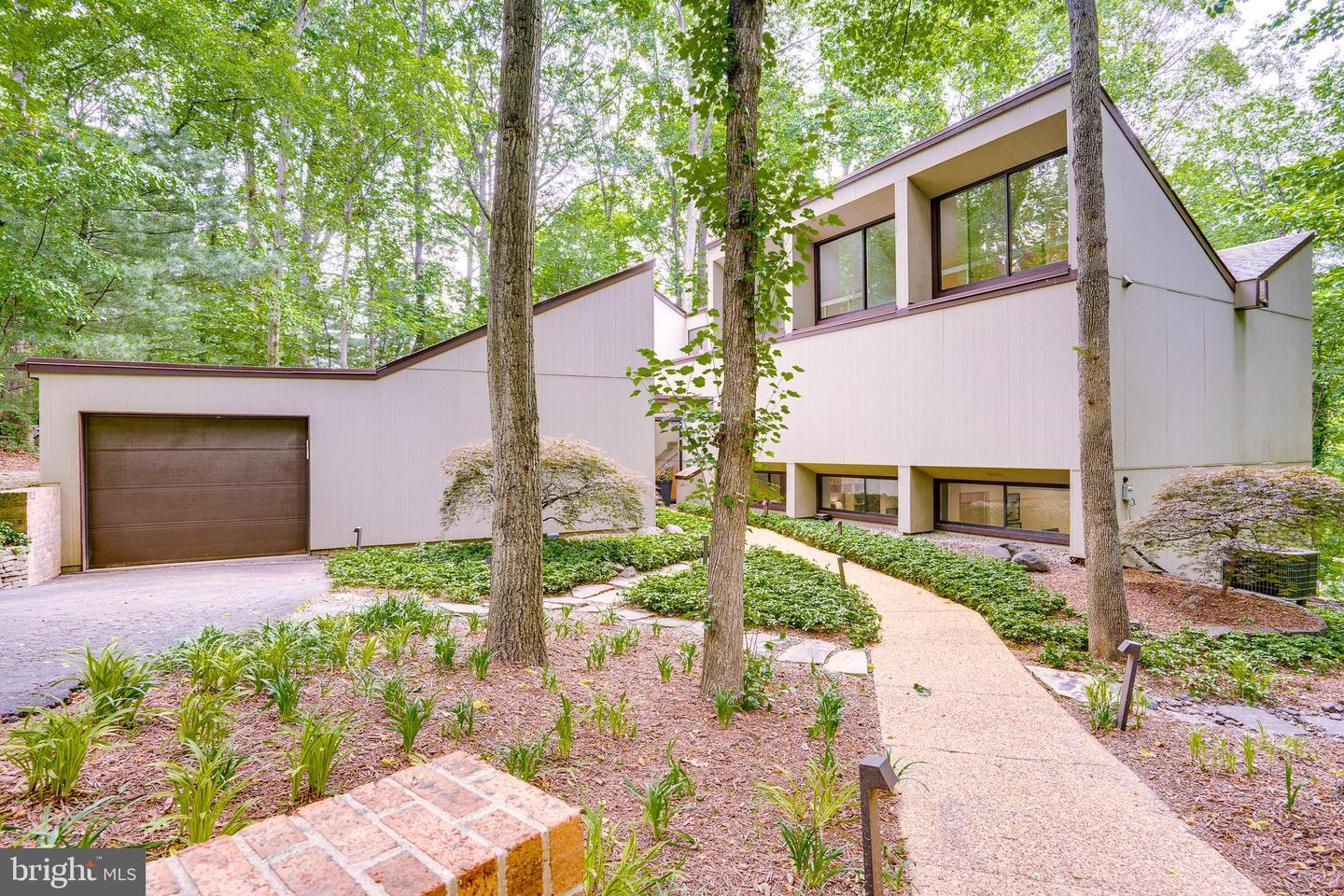 11405 PURPLE BEECH DR, RESTON, Virginia 20191, 4 Bedrooms Bedrooms, ,3 BathroomsBathrooms,Residential,For sale,11405 PURPLE BEECH DR,VAFX2243906 MLS # VAFX2243906