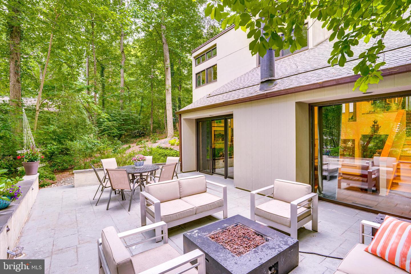 11405 PURPLE BEECH DR, RESTON, Virginia 20191, 4 Bedrooms Bedrooms, ,3 BathroomsBathrooms,Residential,For sale,11405 PURPLE BEECH DR,VAFX2243906 MLS # VAFX2243906