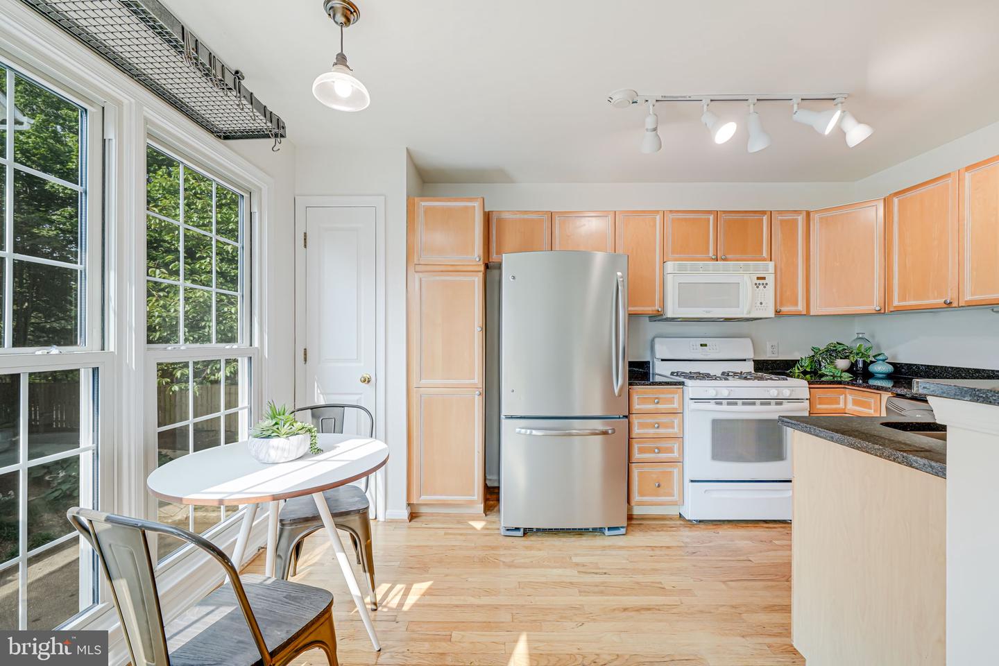 2426 N HAMPTON DR, ALEXANDRIA, Virginia 22311, 3 Bedrooms Bedrooms, ,2 BathroomsBathrooms,Residential,For sale,2426 N HAMPTON DR,VAAX2045838 MLS # VAAX2045838