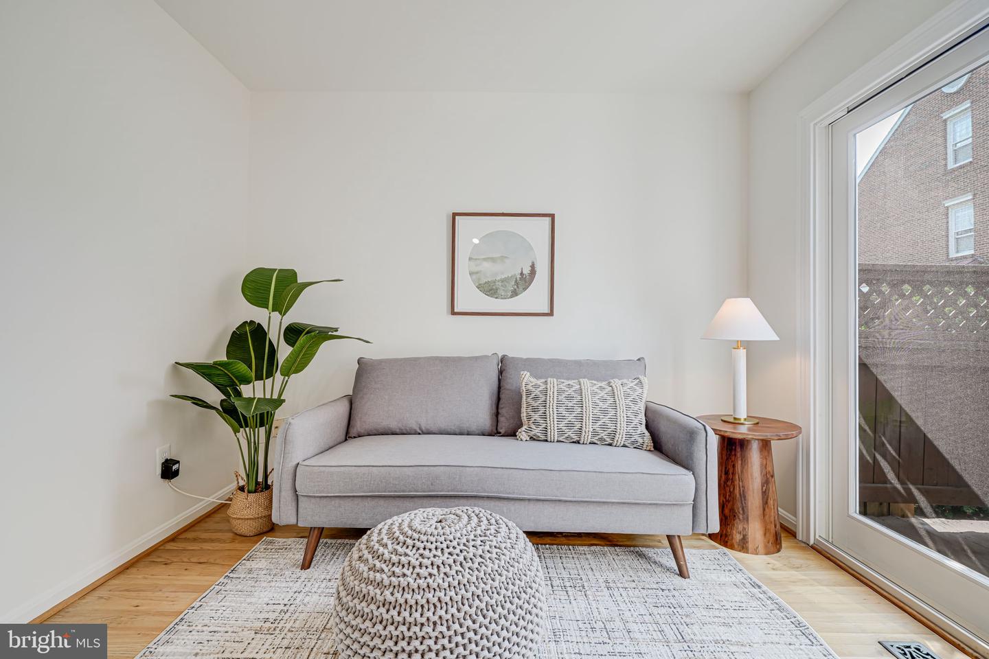 2426 N HAMPTON DR, ALEXANDRIA, Virginia 22311, 3 Bedrooms Bedrooms, ,2 BathroomsBathrooms,Residential,For sale,2426 N HAMPTON DR,VAAX2045838 MLS # VAAX2045838