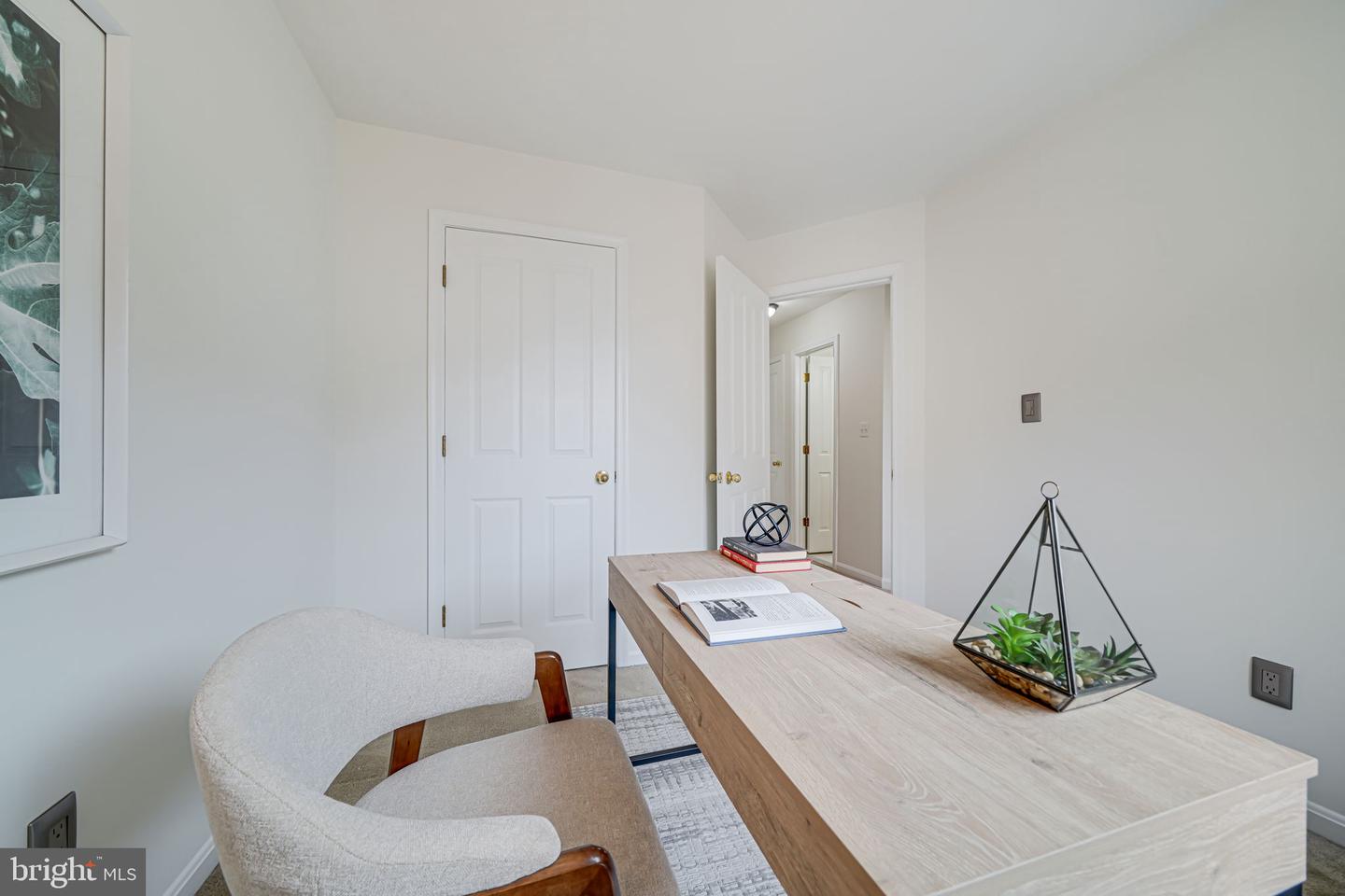2426 N HAMPTON DR, ALEXANDRIA, Virginia 22311, 3 Bedrooms Bedrooms, ,2 BathroomsBathrooms,Residential,For sale,2426 N HAMPTON DR,VAAX2045838 MLS # VAAX2045838