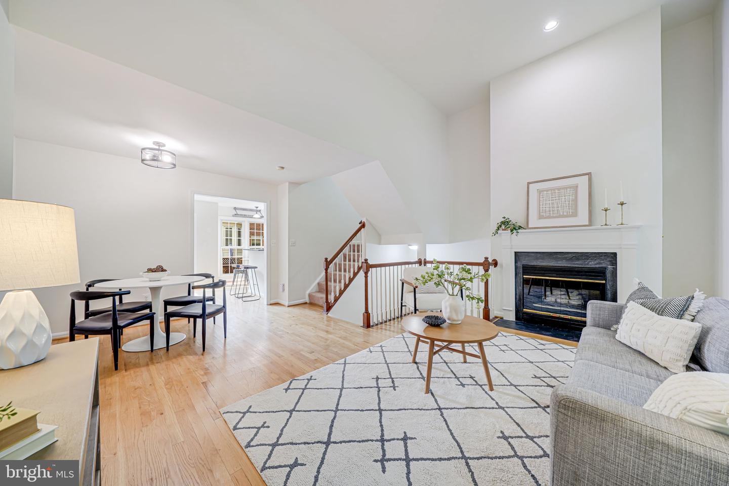 2426 N HAMPTON DR, ALEXANDRIA, Virginia 22311, 3 Bedrooms Bedrooms, ,2 BathroomsBathrooms,Residential,For sale,2426 N HAMPTON DR,VAAX2045838 MLS # VAAX2045838