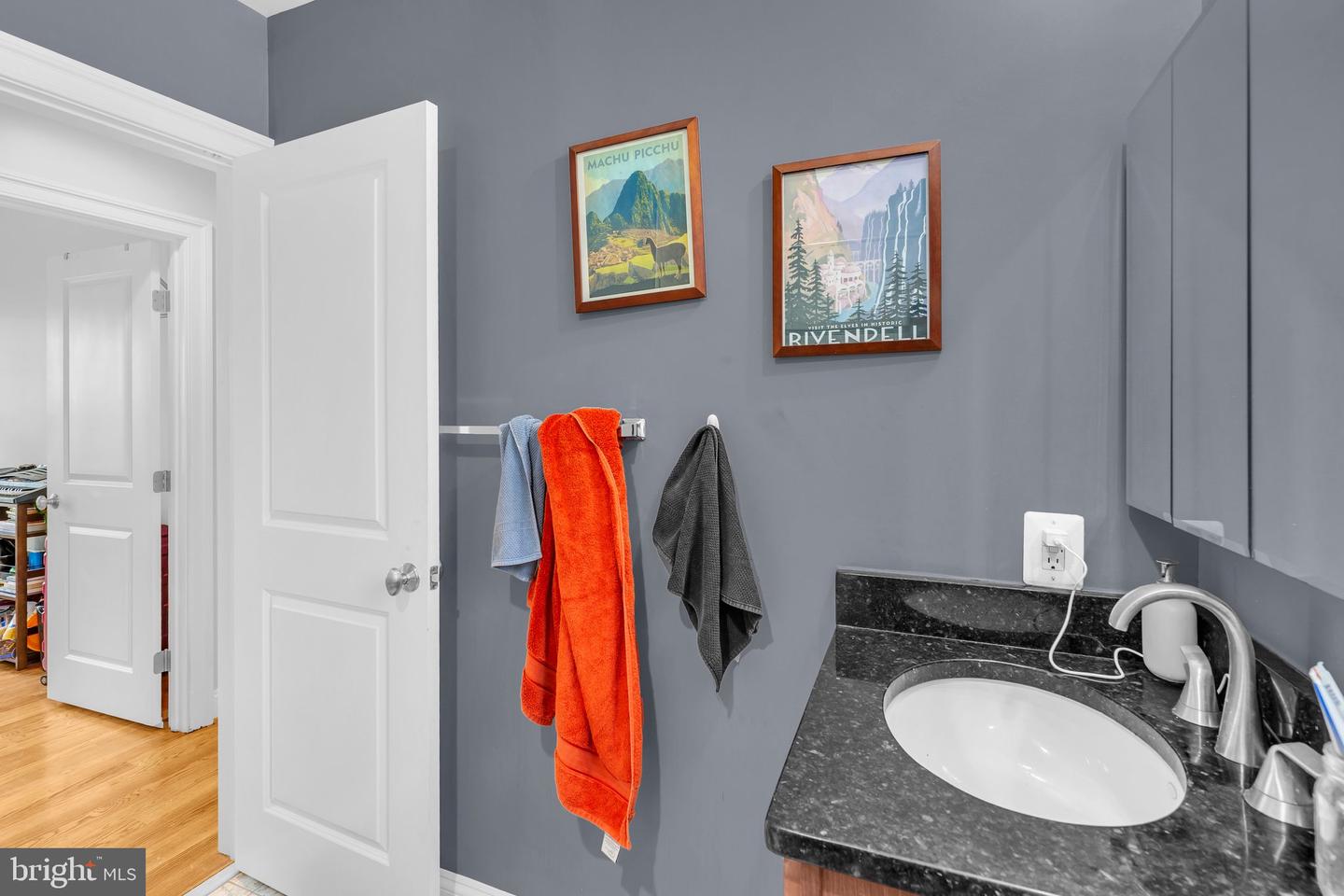 739 NEWTON PL NW #105, WASHINGTON, District Of Columbia 20010, 1 Bedroom Bedrooms, ,1 BathroomBathrooms,Residential,For sale,739 NEWTON PL NW #105,DCDC2203008 MLS # DCDC2203008