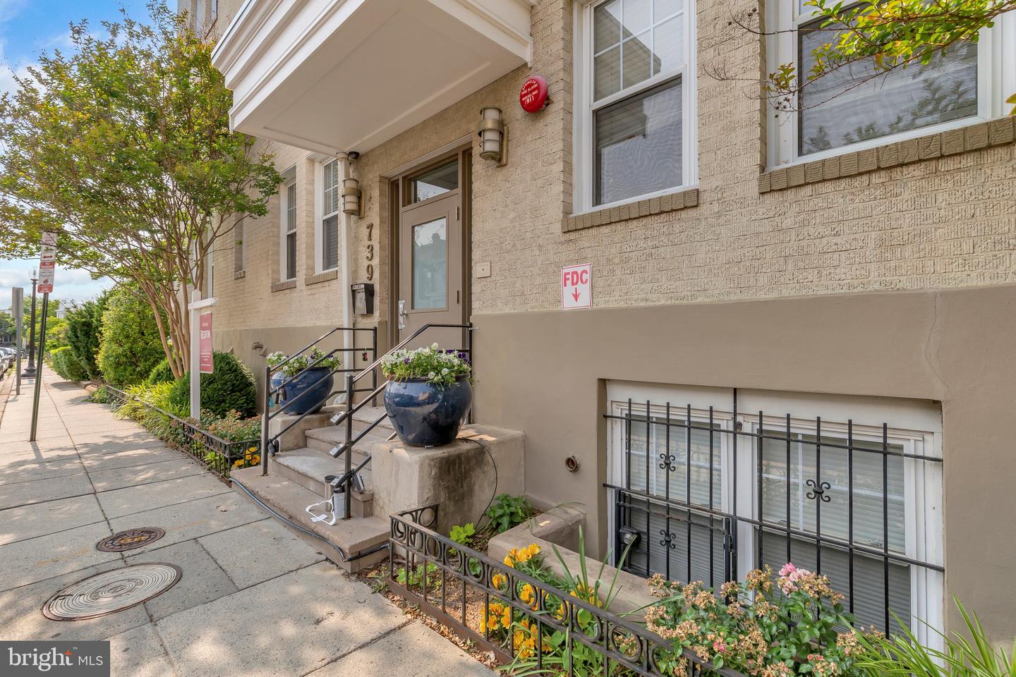 739 NEWTON PL NW #105, WASHINGTON, District Of Columbia 20010, 1 Bedroom Bedrooms, ,1 BathroomBathrooms,Residential,For sale,739 NEWTON PL NW #105,DCDC2203008 MLS # DCDC2203008