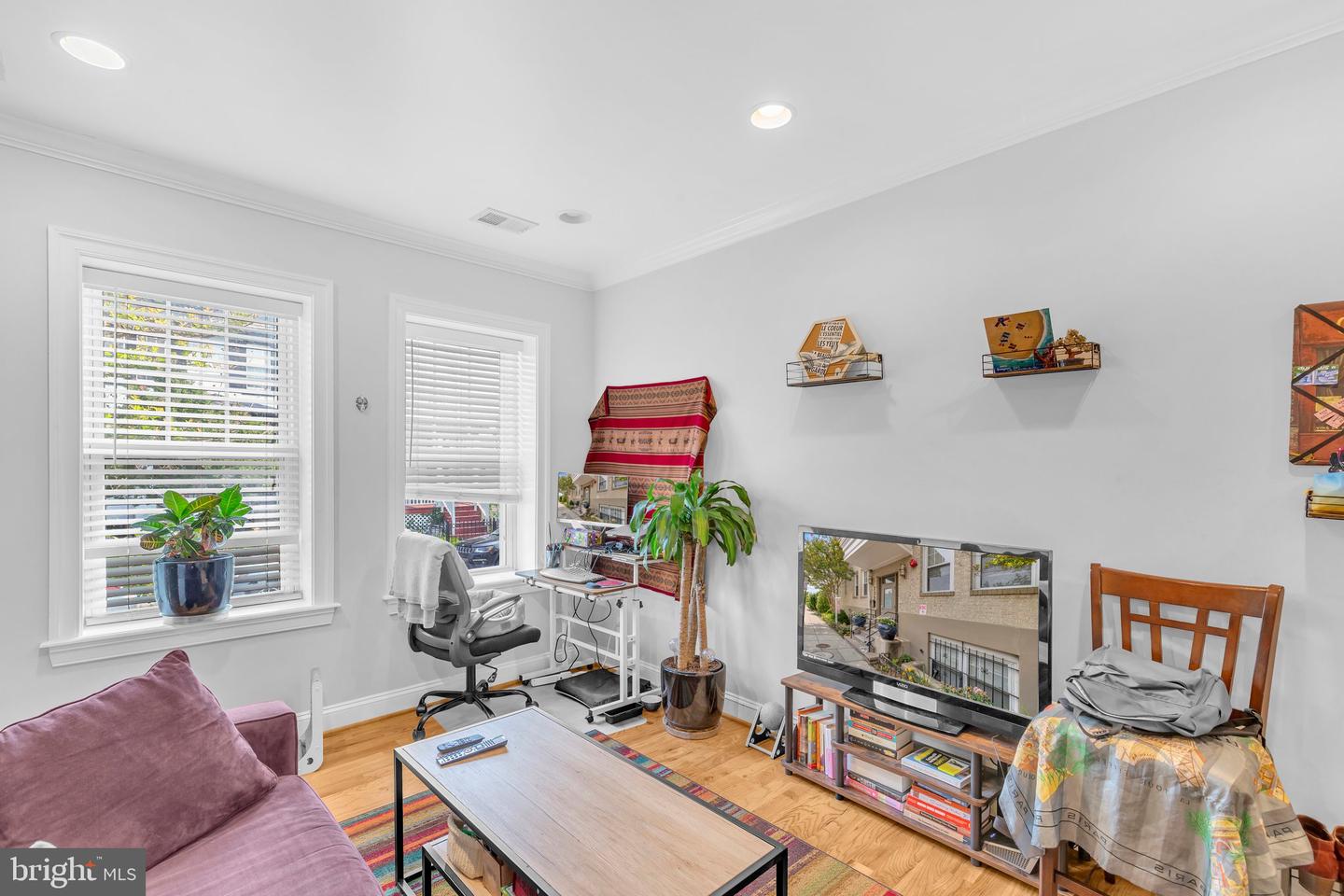 739 NEWTON PL NW #105, WASHINGTON, District Of Columbia 20010, 1 Bedroom Bedrooms, ,1 BathroomBathrooms,Residential,For sale,739 NEWTON PL NW #105,DCDC2203008 MLS # DCDC2203008
