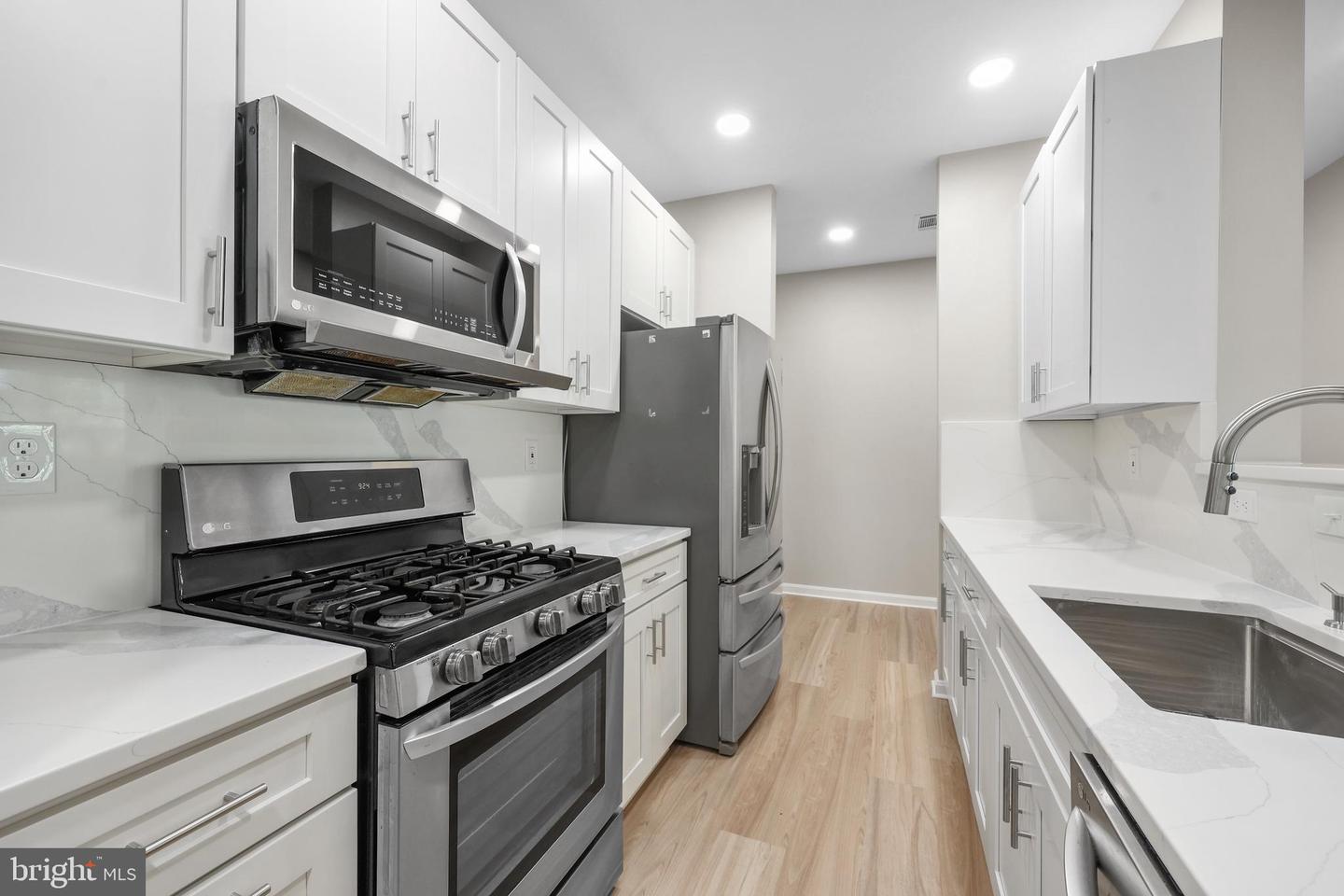 11345 ARISTOTLE DR #6-311, FAIRFAX, Virginia 22030, 2 Bedrooms Bedrooms, ,1 BathroomBathrooms,Residential,For sale,11345 ARISTOTLE DR #6-311,VAFX2244040 MLS # VAFX2244040
