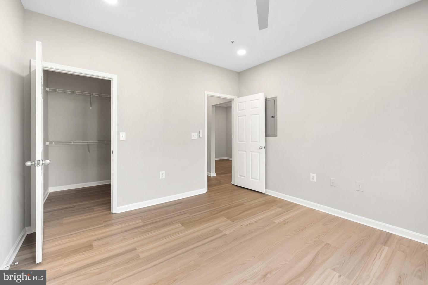 11345 ARISTOTLE DR #6-311, FAIRFAX, Virginia 22030, 2 Bedrooms Bedrooms, ,1 BathroomBathrooms,Residential,For sale,11345 ARISTOTLE DR #6-311,VAFX2244040 MLS # VAFX2244040