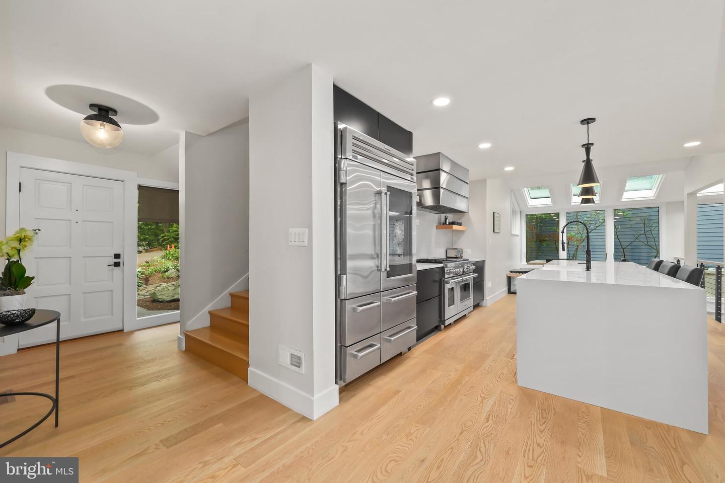 2201 BURGEE CT, RESTON, Virginia 20191, 5 Bedrooms Bedrooms, ,3 BathroomsBathrooms,Residential,For sale,2201 BURGEE CT,VAFX2244050 MLS # VAFX2244050