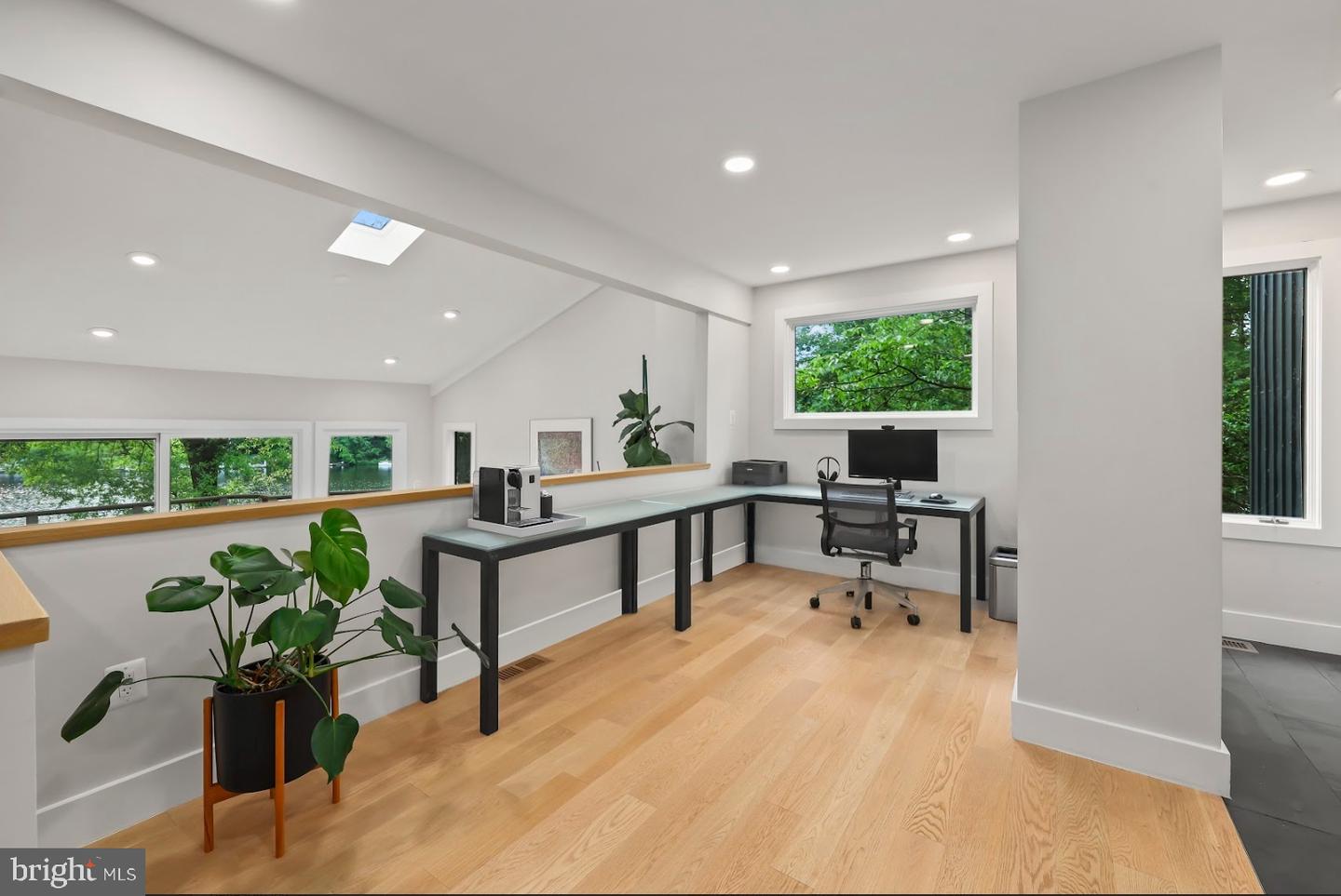 2201 BURGEE CT, RESTON, Virginia 20191, 5 Bedrooms Bedrooms, ,3 BathroomsBathrooms,Residential,For sale,2201 BURGEE CT,VAFX2244050 MLS # VAFX2244050