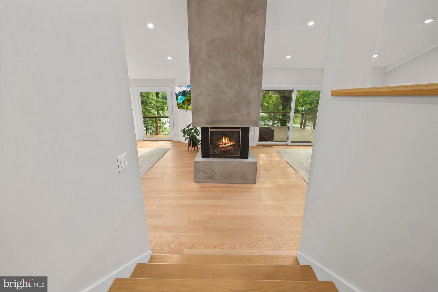 2201 BURGEE CT, RESTON, Virginia 20191, 5 Bedrooms Bedrooms, ,3 BathroomsBathrooms,Residential,For sale,2201 BURGEE CT,VAFX2244050 MLS # VAFX2244050