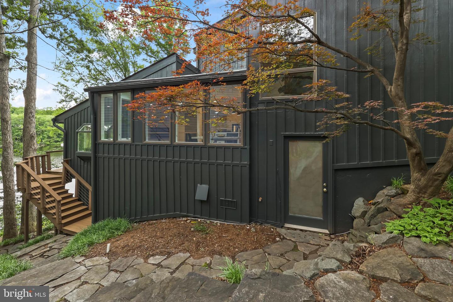 2201 BURGEE CT, RESTON, Virginia 20191, 5 Bedrooms Bedrooms, ,3 BathroomsBathrooms,Residential,For sale,2201 BURGEE CT,VAFX2244050 MLS # VAFX2244050
