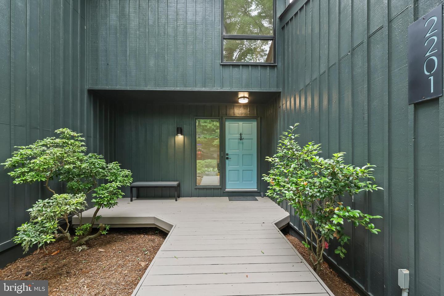 2201 BURGEE CT, RESTON, Virginia 20191, 5 Bedrooms Bedrooms, ,3 BathroomsBathrooms,Residential,For sale,2201 BURGEE CT,VAFX2244050 MLS # VAFX2244050