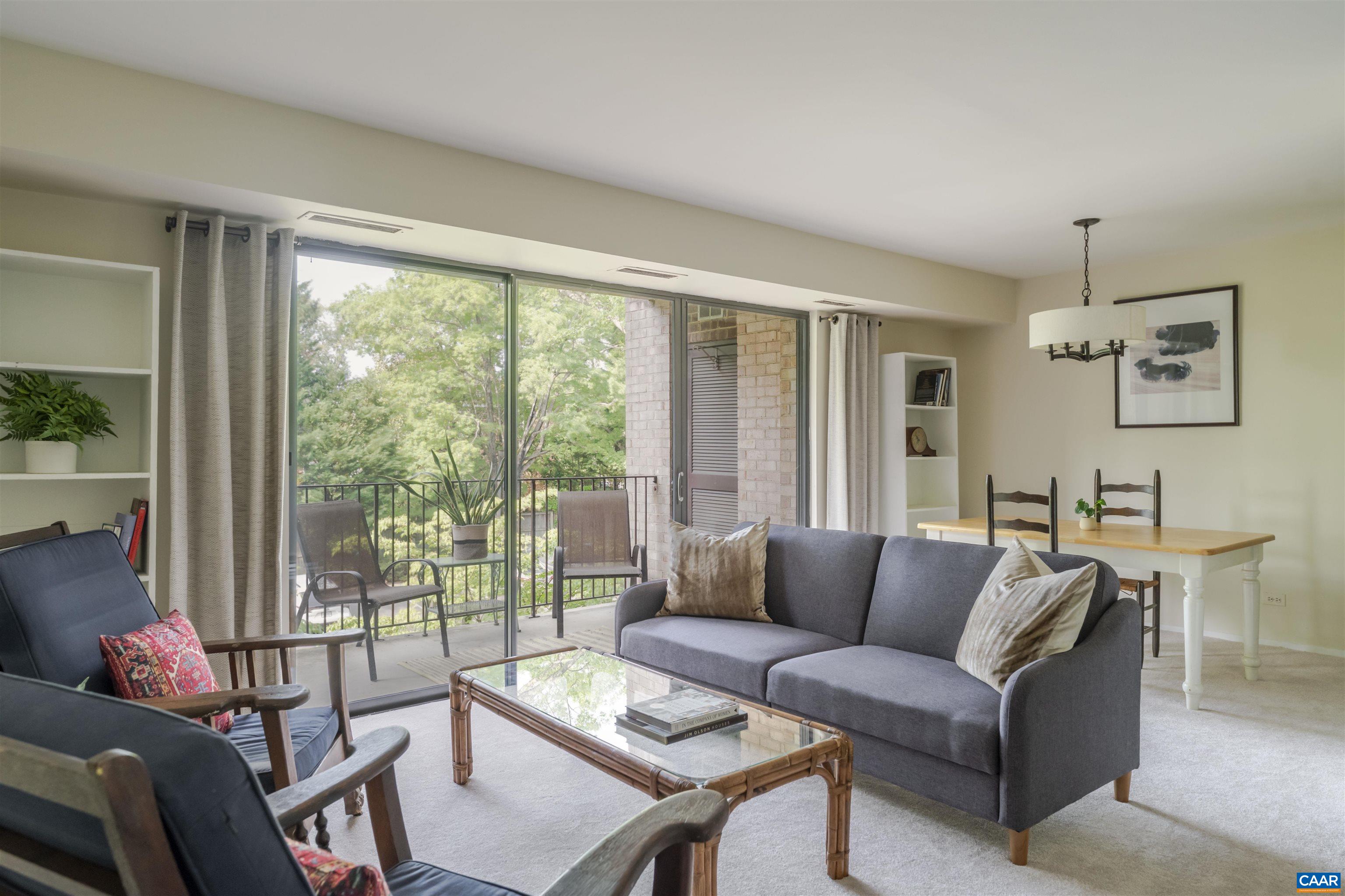 511 N 1ST ST, CHARLOTTESVILLE, Virginia 22902, 1 Bedroom Bedrooms, ,1 BathroomBathrooms,Residential,511 N 1ST ST,665489 MLS # 665489